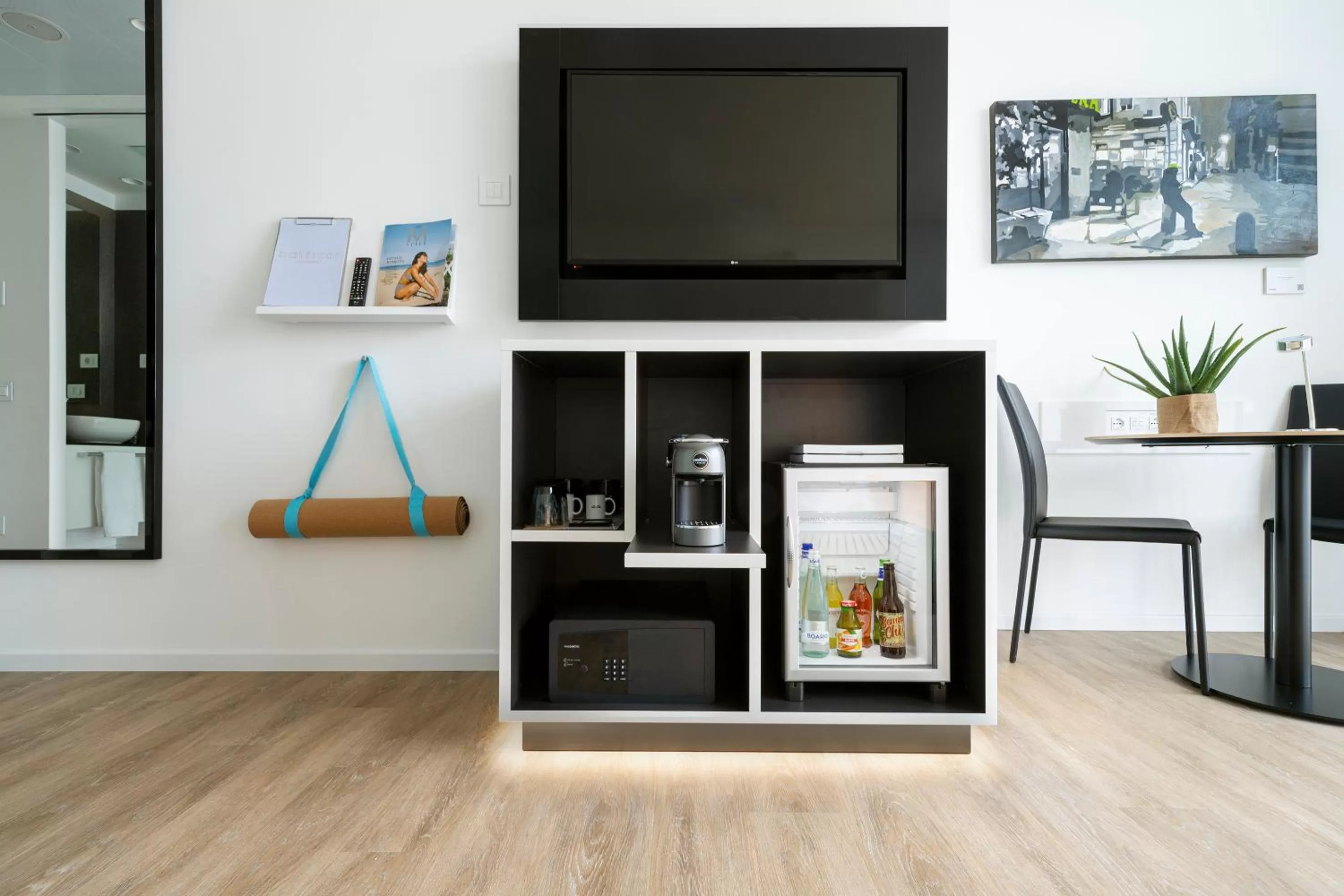 TV and multimedia in INNSiDE by Meliá Milano Torre GalFa