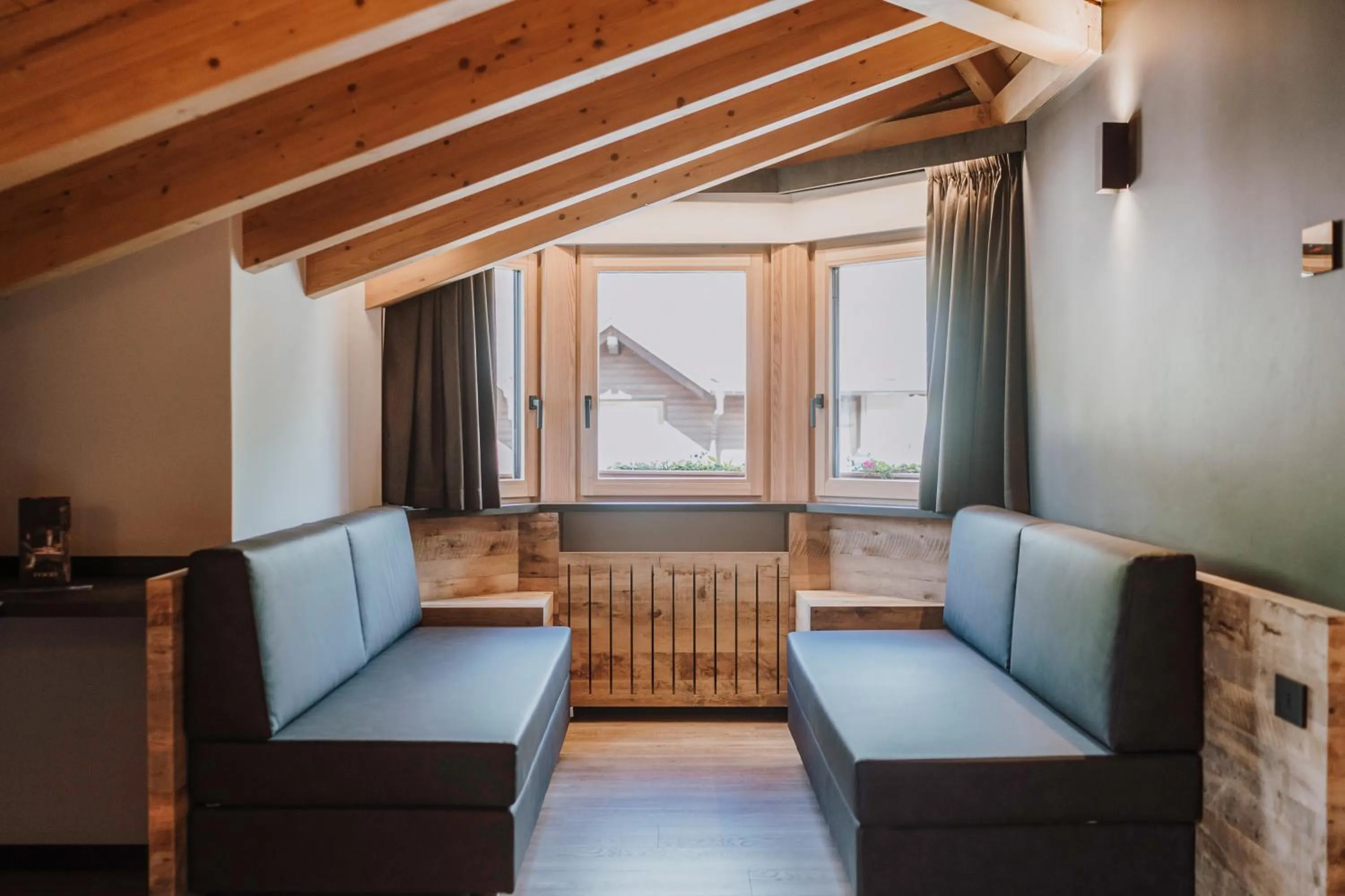 Seating area in Hotel Concordia