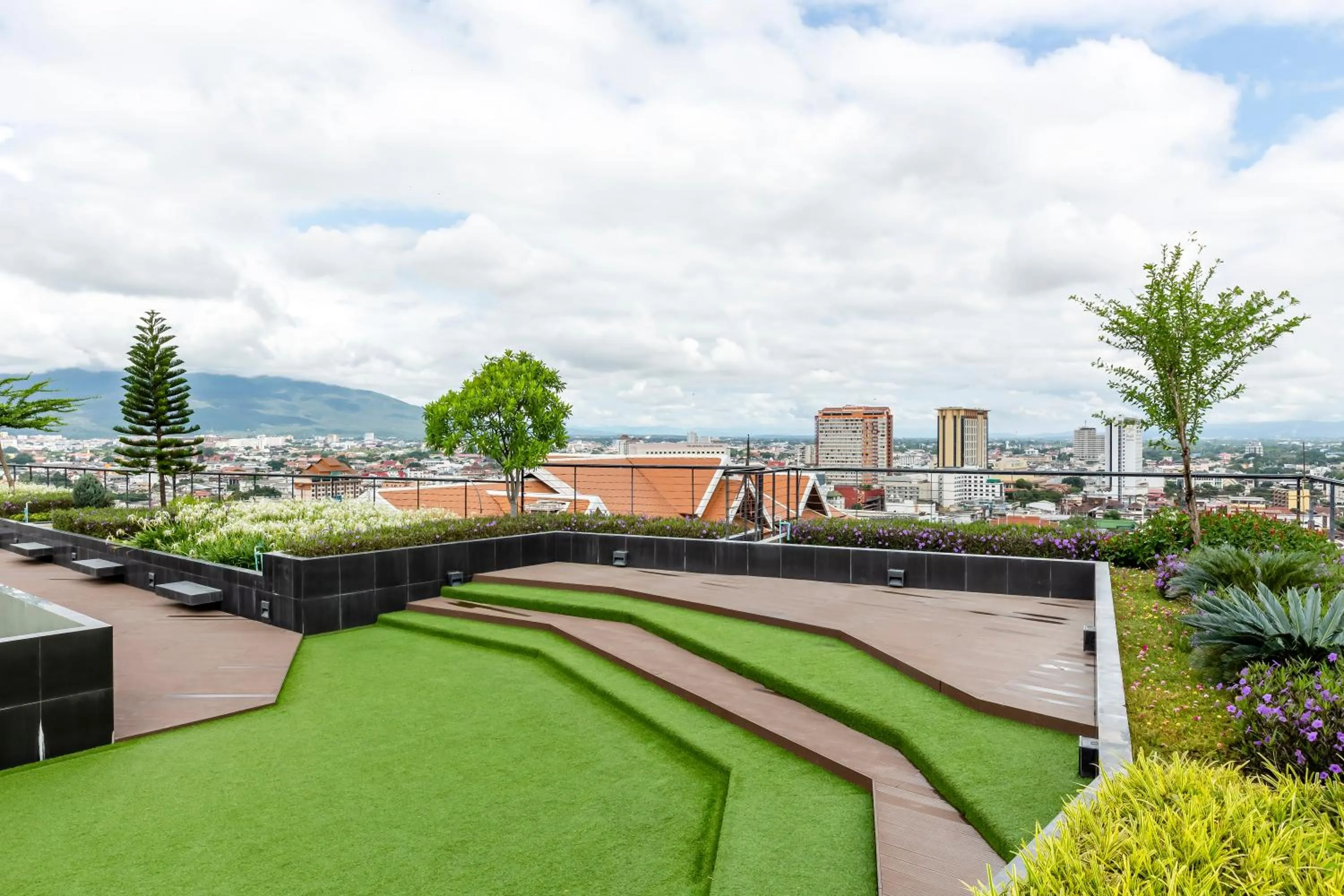 Garden view in Anta Residence ''Self-sevice apartment''