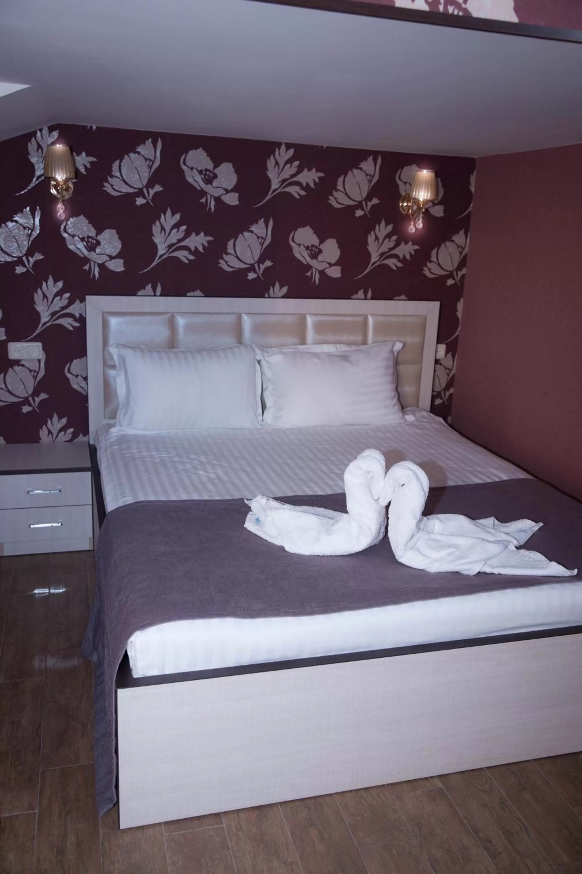 Bedroom, Room Photo in Eridana Hotel