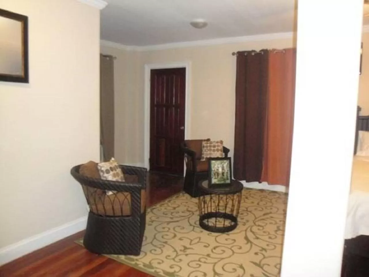 Seating Area in El Dorado Inn