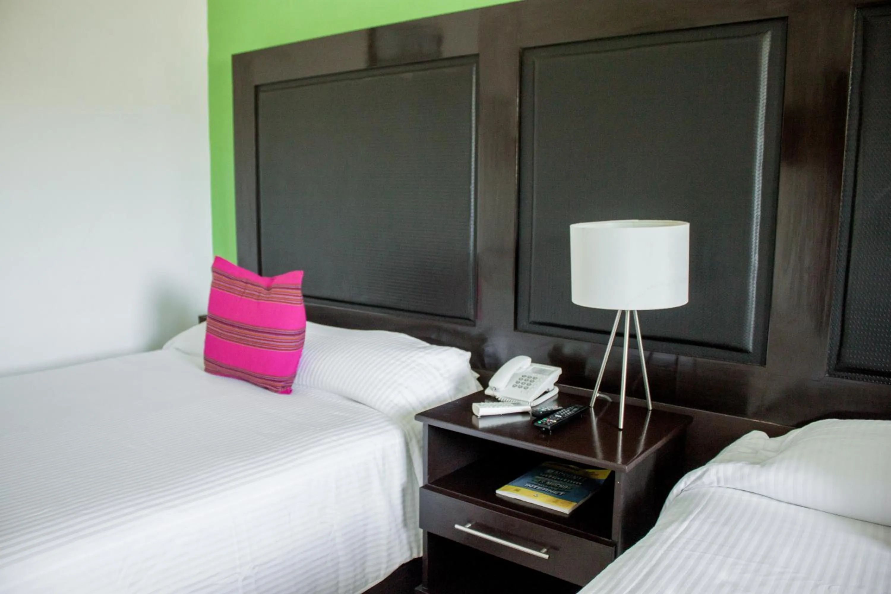 Bed in Chiapas Hotel Express, Tuxtla Gutierrez