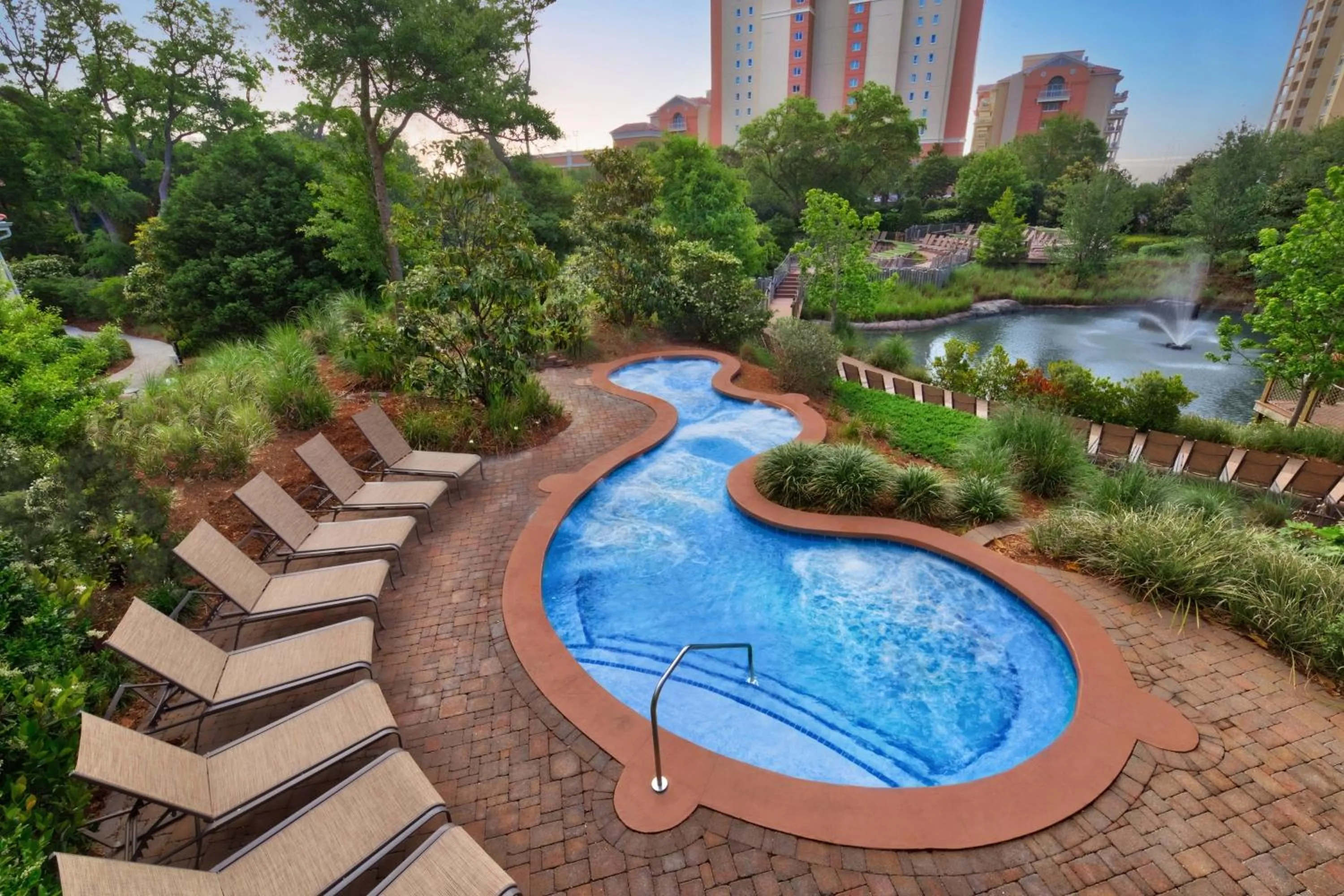 Swimming pool in Marriott's OceanWatch Villas at Grande Dunes
