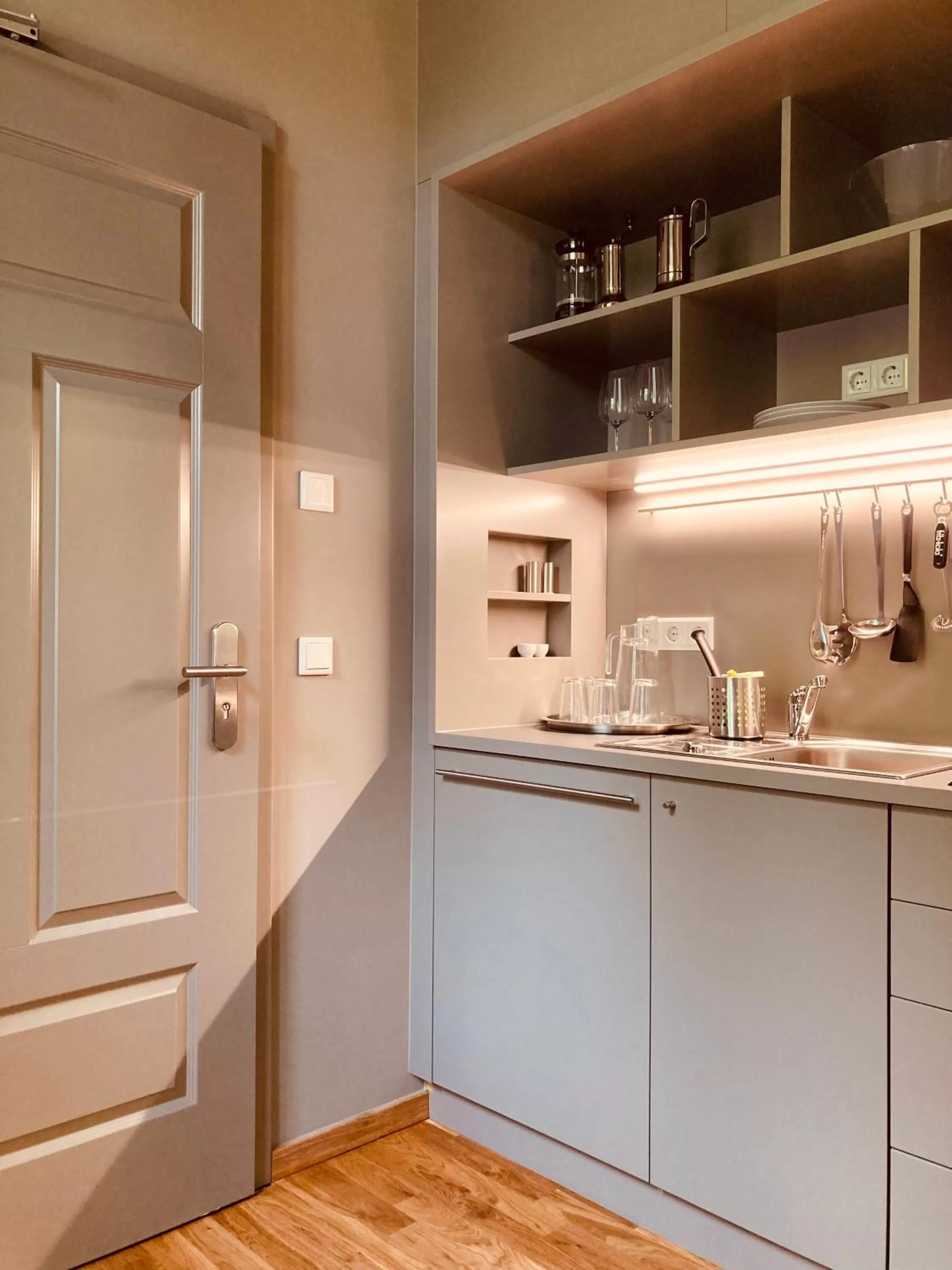 Kitchen or kitchenette in Gästehaus Phantasie