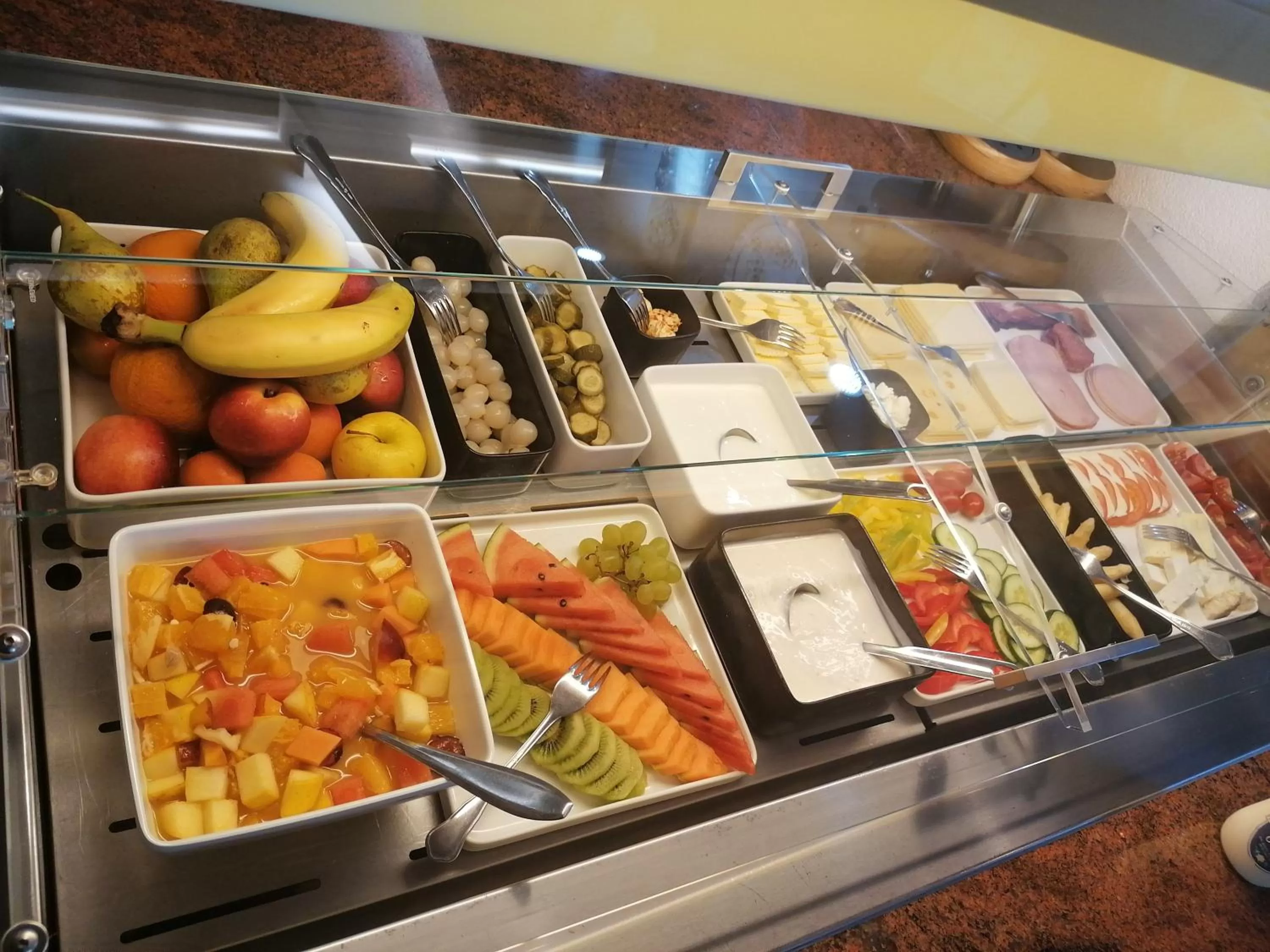 Breakfast in Adler Hotel-Pension