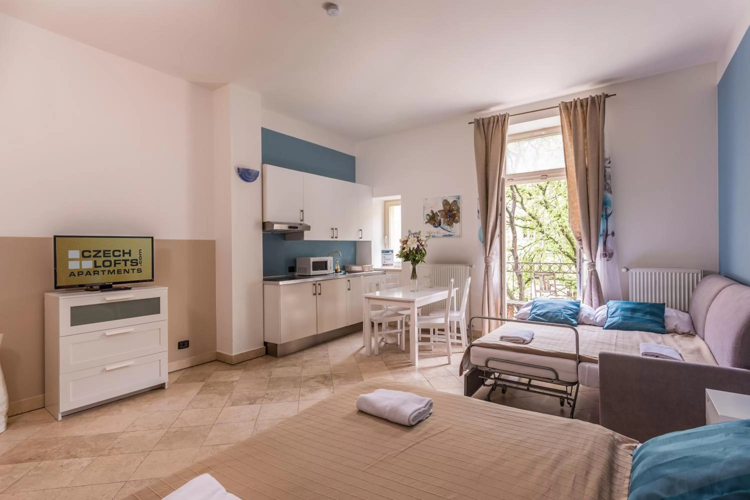 Kitchen or kitchenette, Seating Area in Legerova 33 Apartments