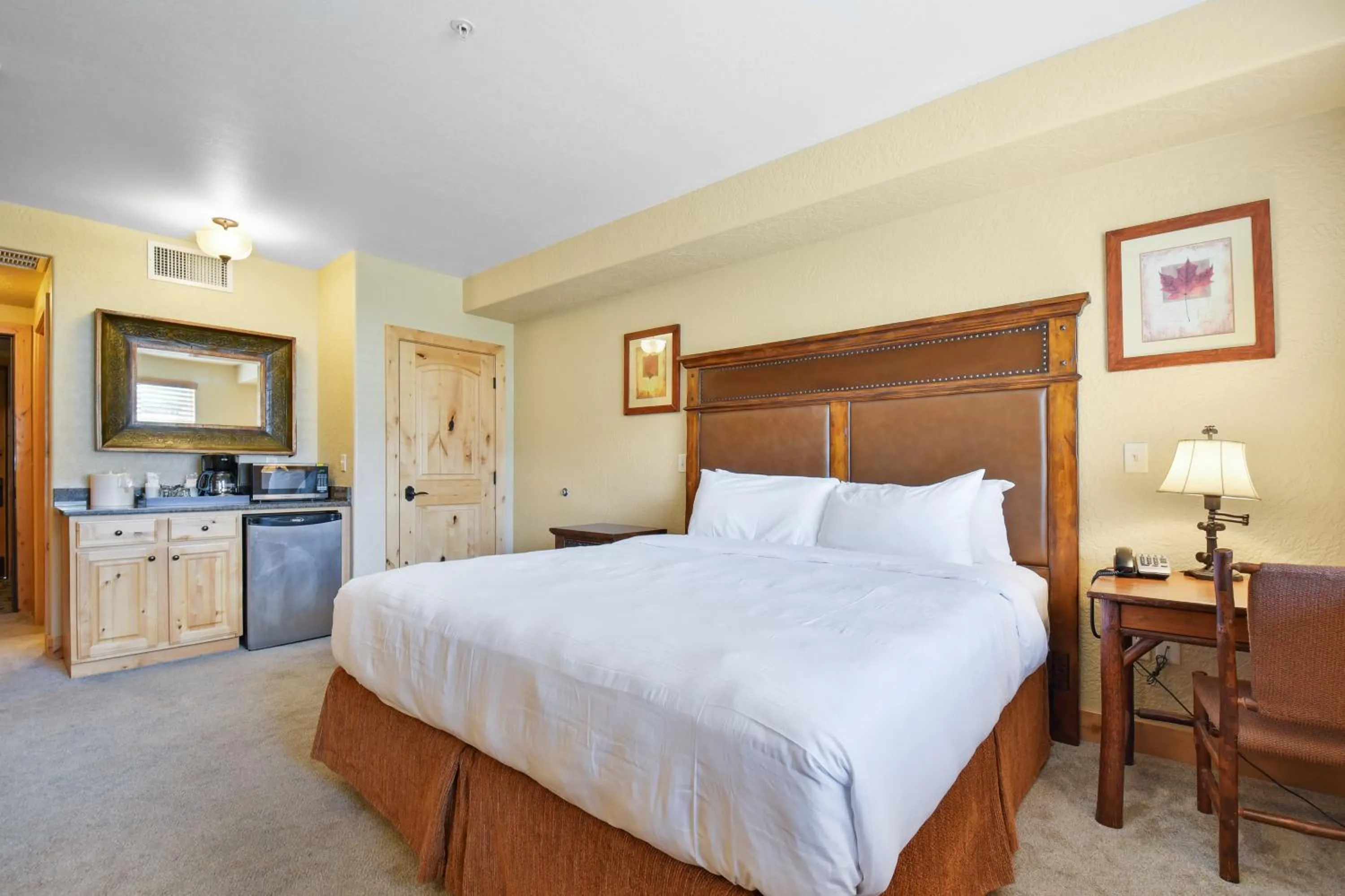 Bed in Silverado Lodge, Park City - Canyons Village by Vail Resorts