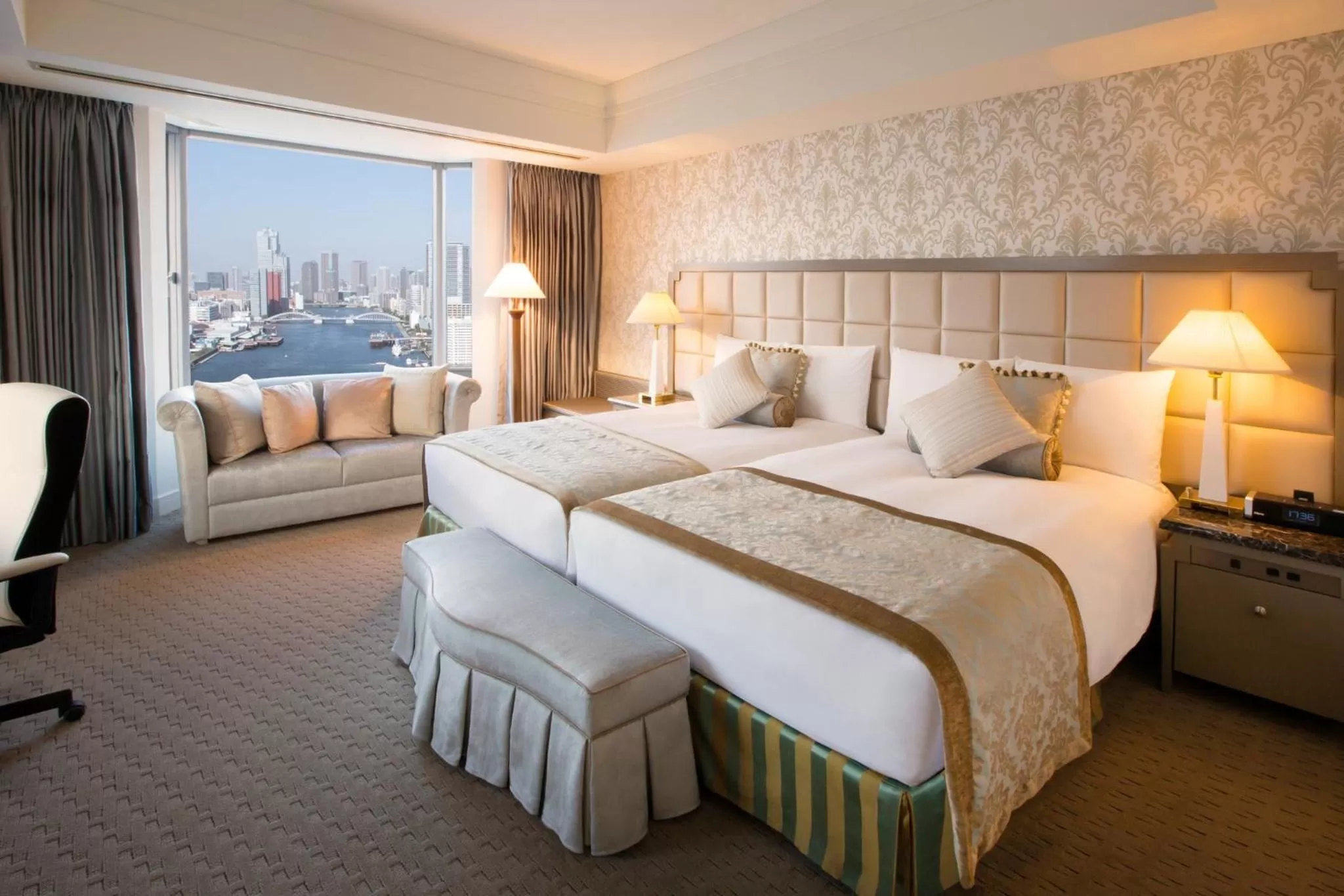 Photo of the whole room, Bed in InterContinental Tokyo Bay by IHG