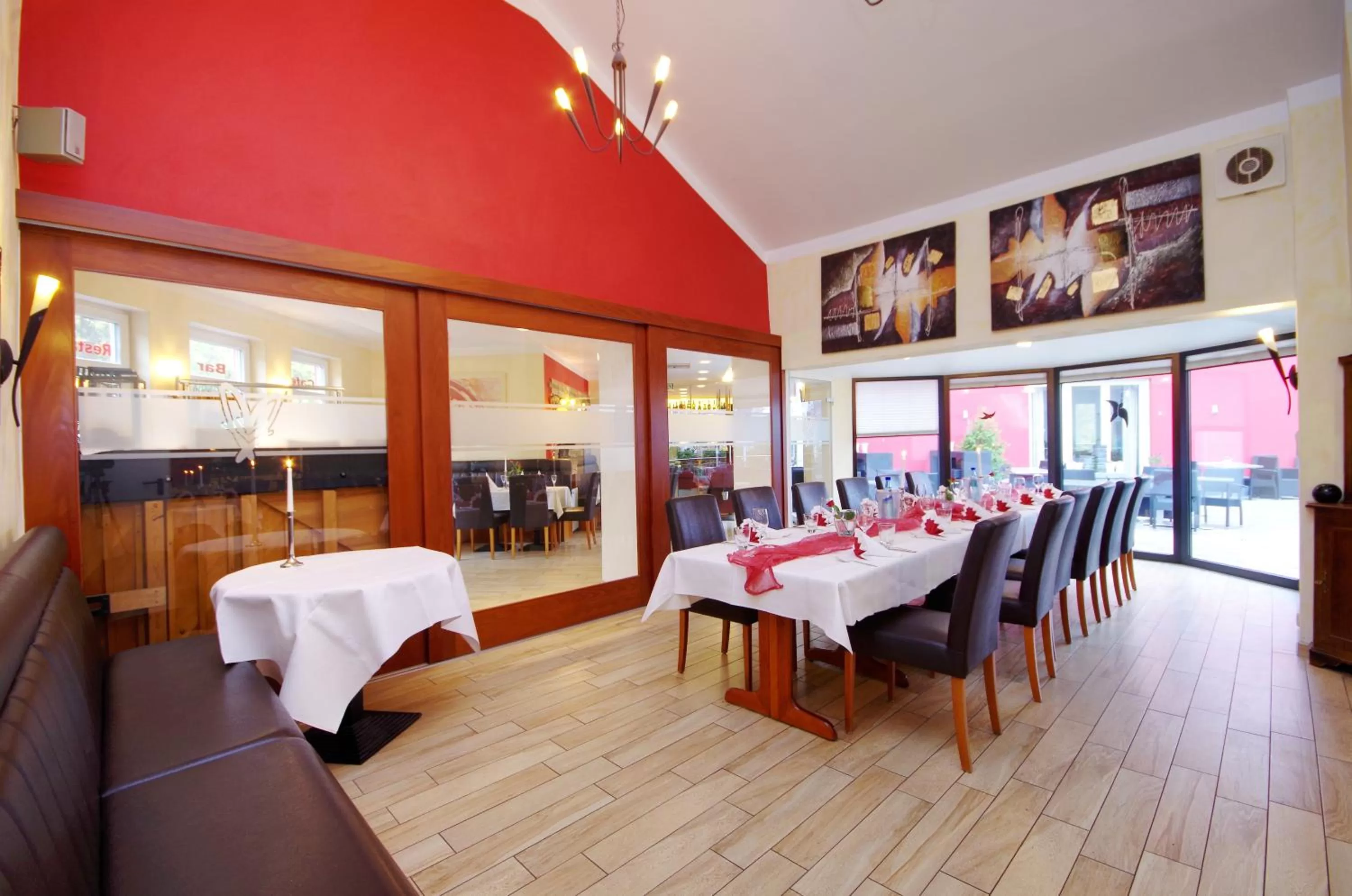 Restaurant/places to eat in Hotel Jakob