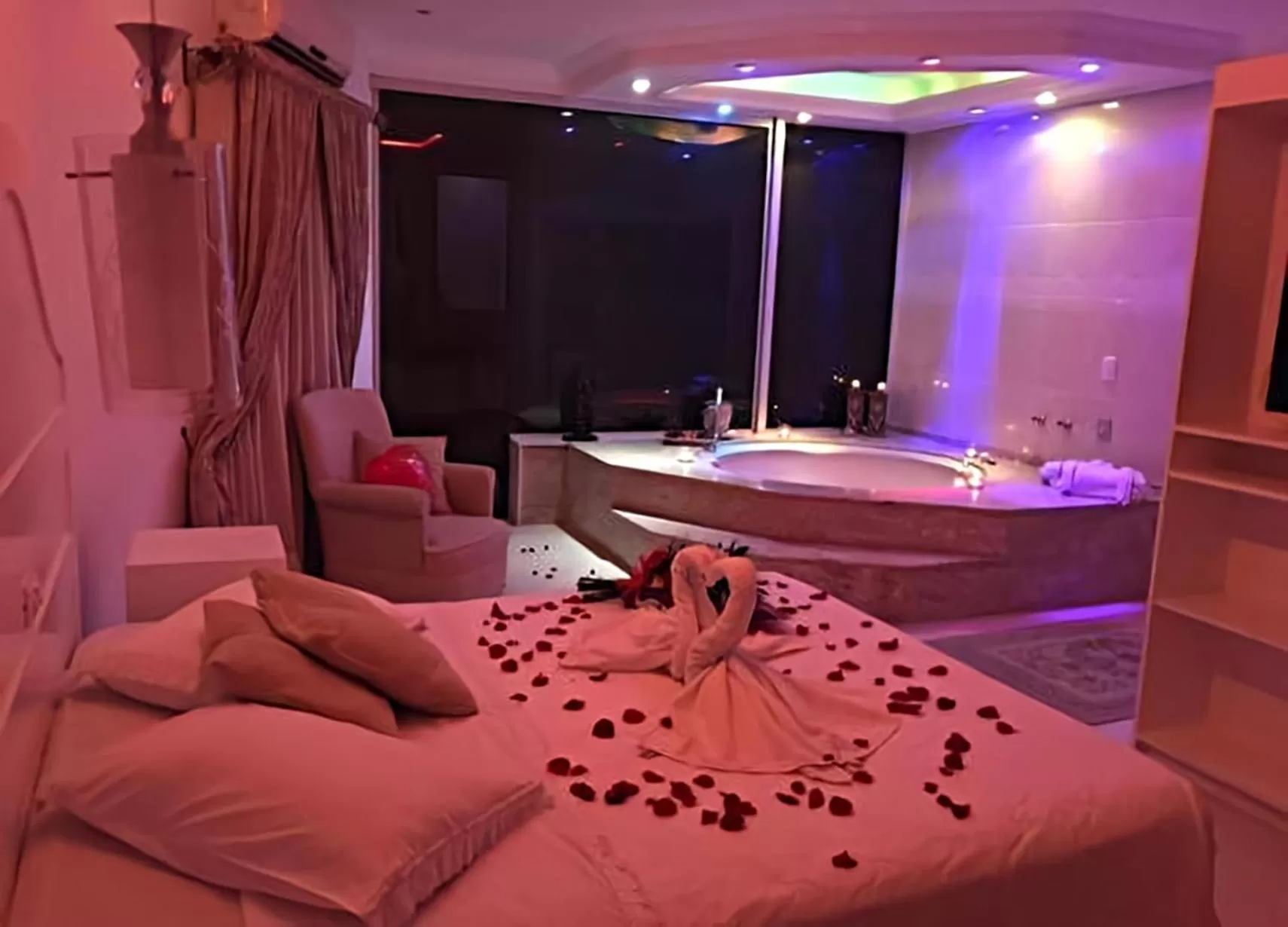 Photo of the whole room in Pousada dos Anjos