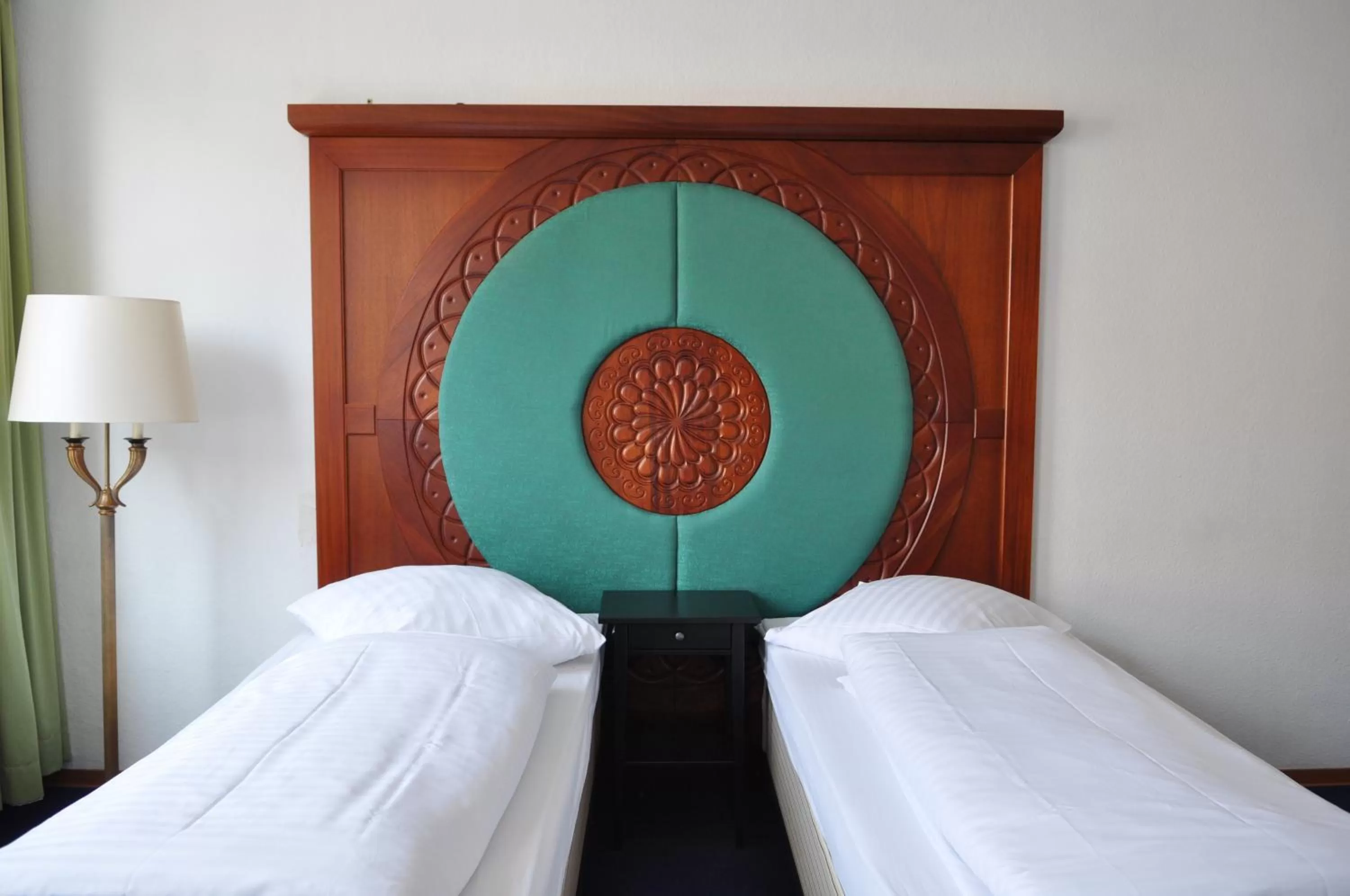 Bed in Hotel-Restaurant Heute