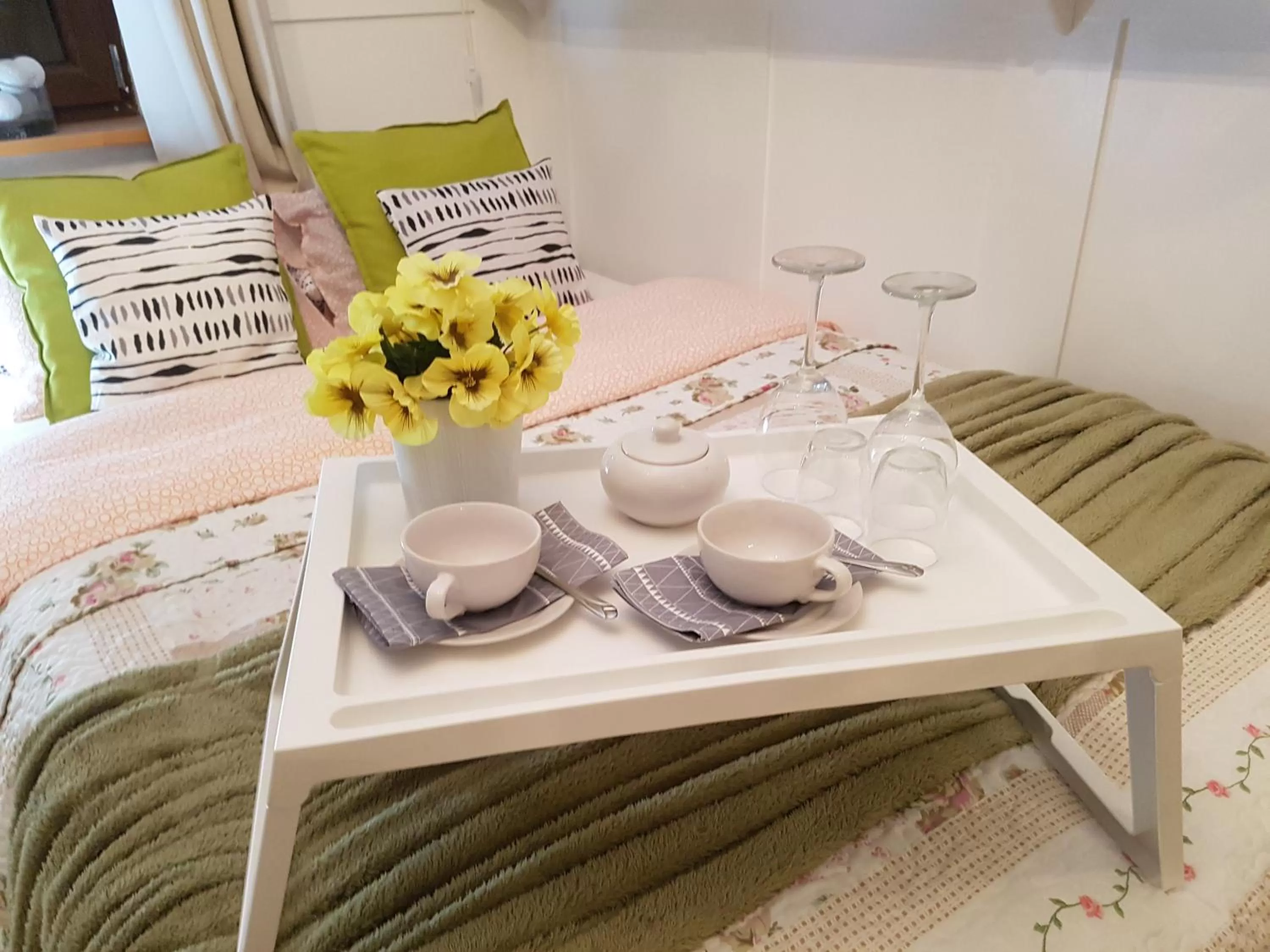 Photo of the whole room, Dining Area in Pokoje Gościnne Magnolia Rooms