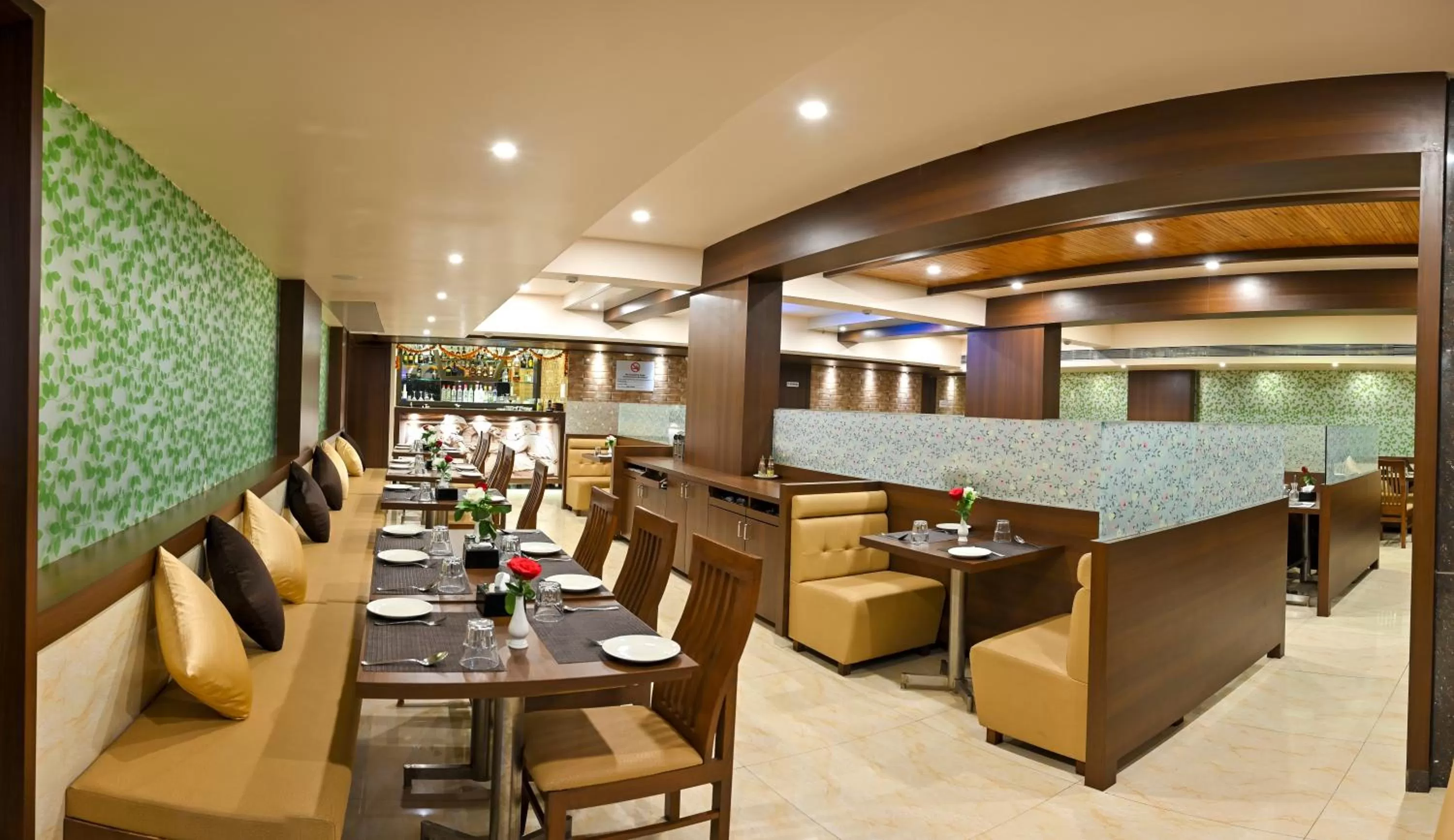 Restaurant/Places to Eat in Hotel Laxmi Empire