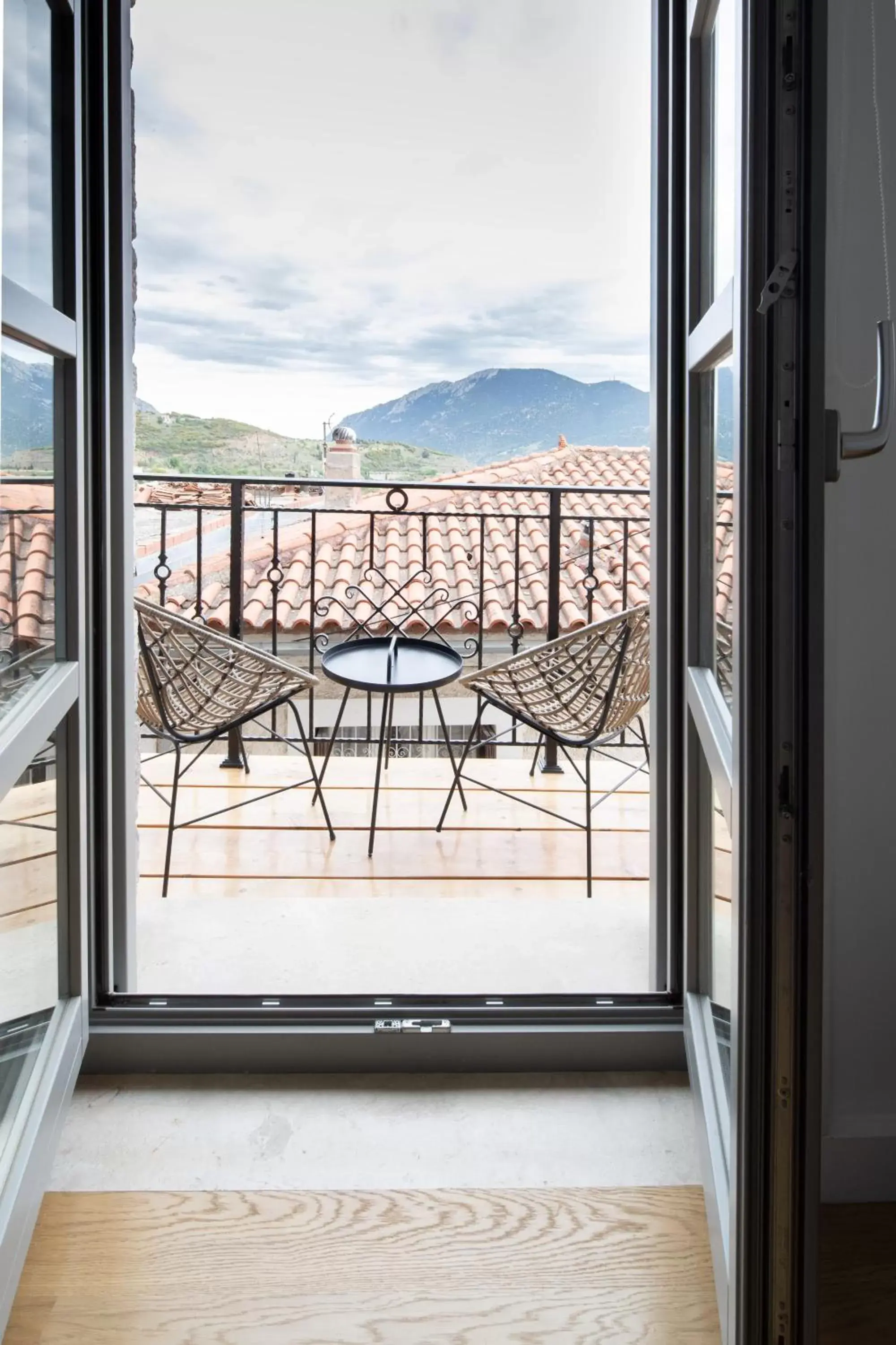 Suite with Balcony in Clock Tower Aparthotel Arachova Suite with Balcony in Clock Tower Aparthotel Arachova