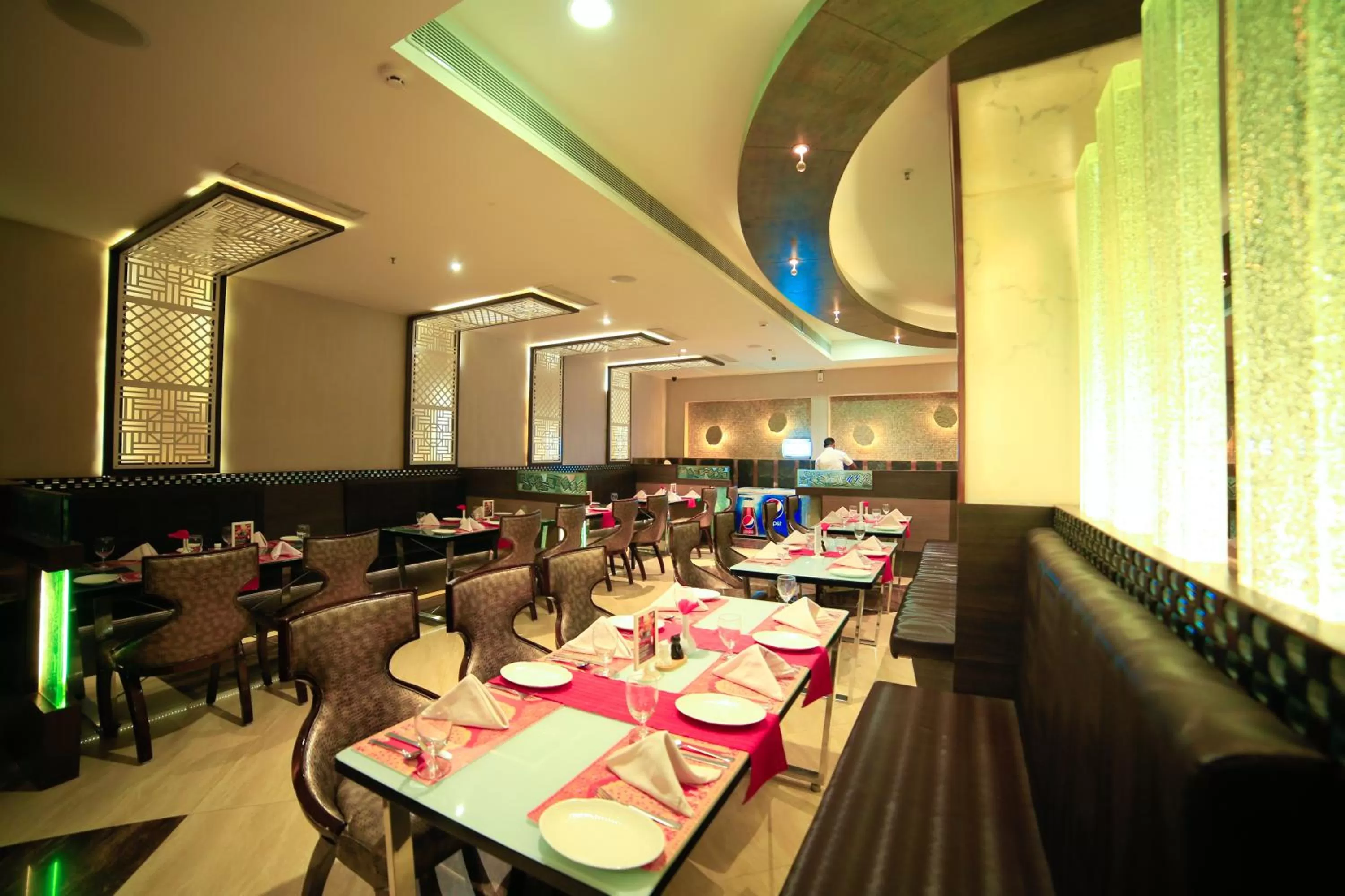 Restaurant/places to eat in Hotel AppleTtree