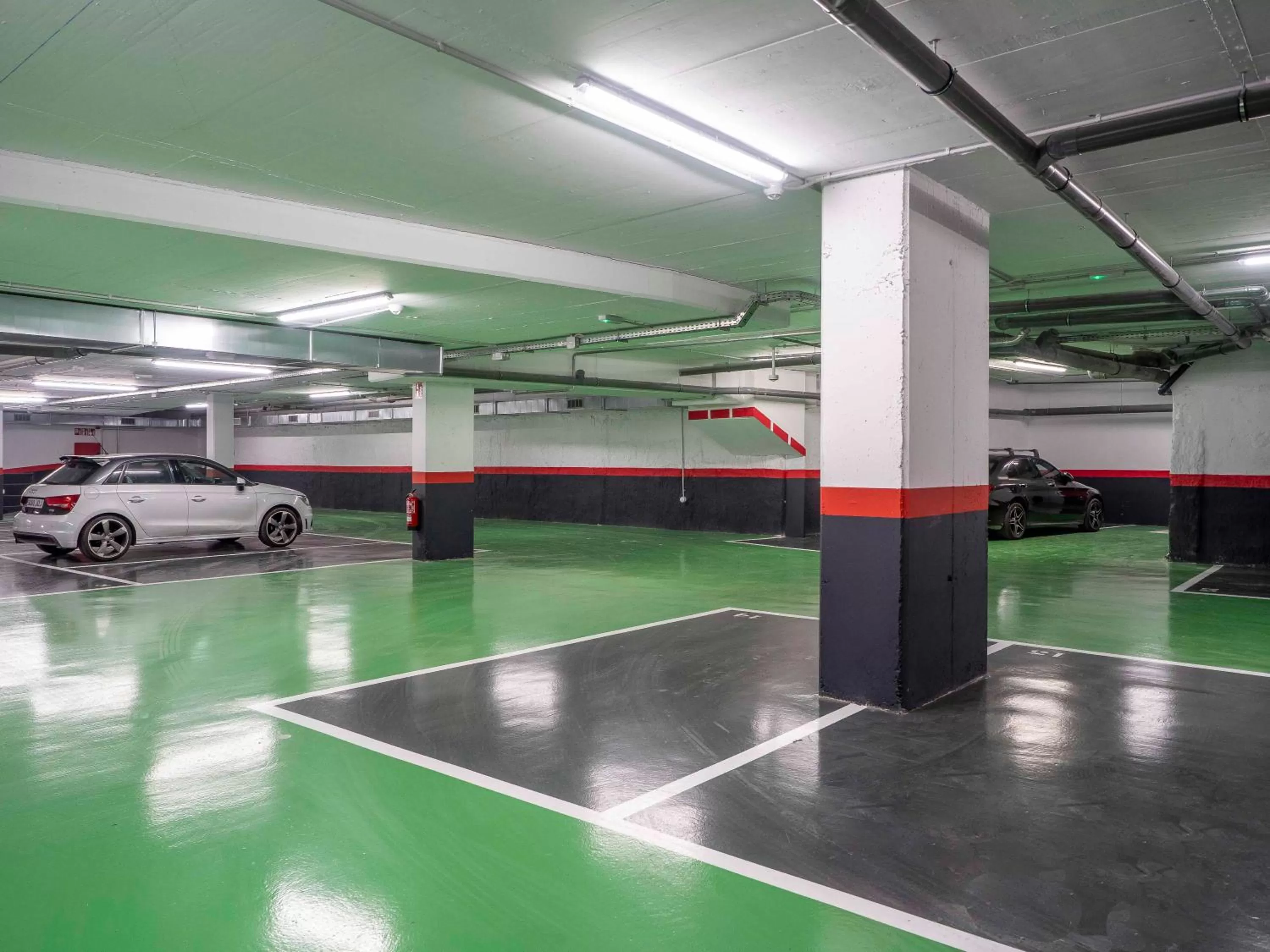 Parking, Swimming Pool in Arcelon Hotel! New Opening! Nueva apertura 2023!