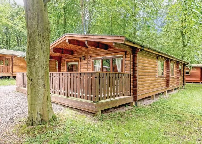 Family Room with One Double and Four Single Beds in Best Western Plus Kenwick Park Hotel