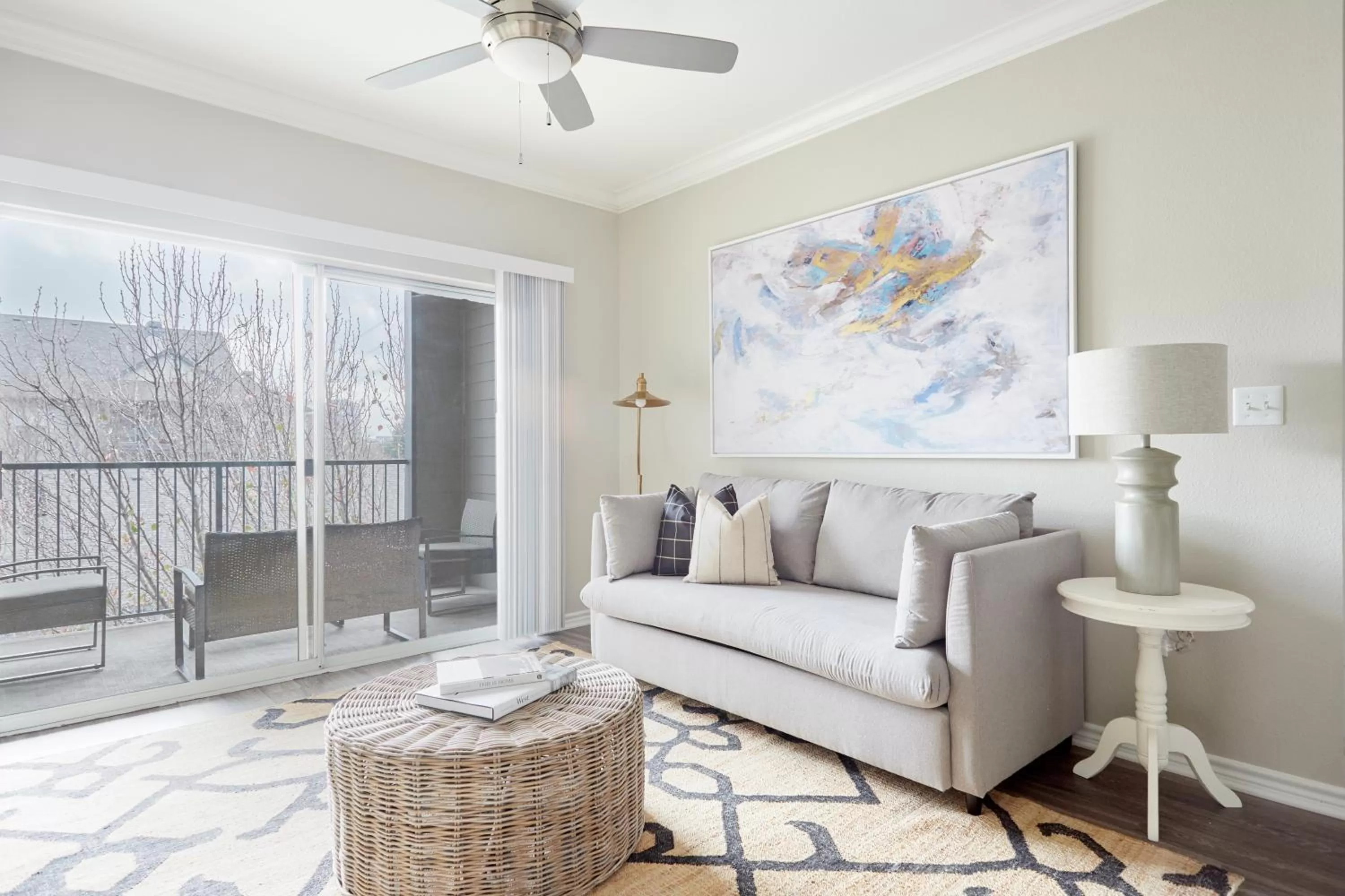 Living room, Seating Area in Sonder at Med Center
