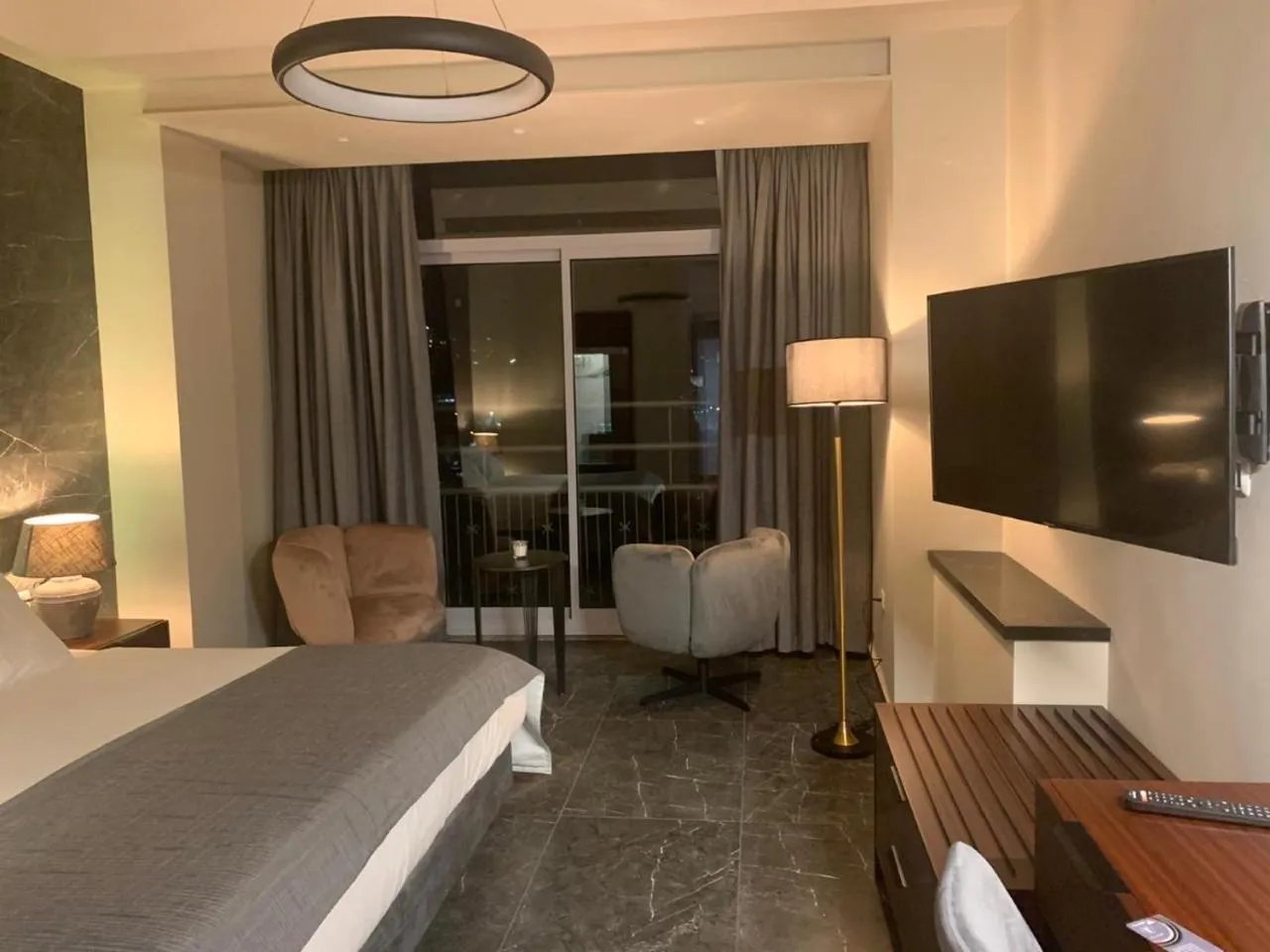 Photo of the whole room in Tabar Hotel