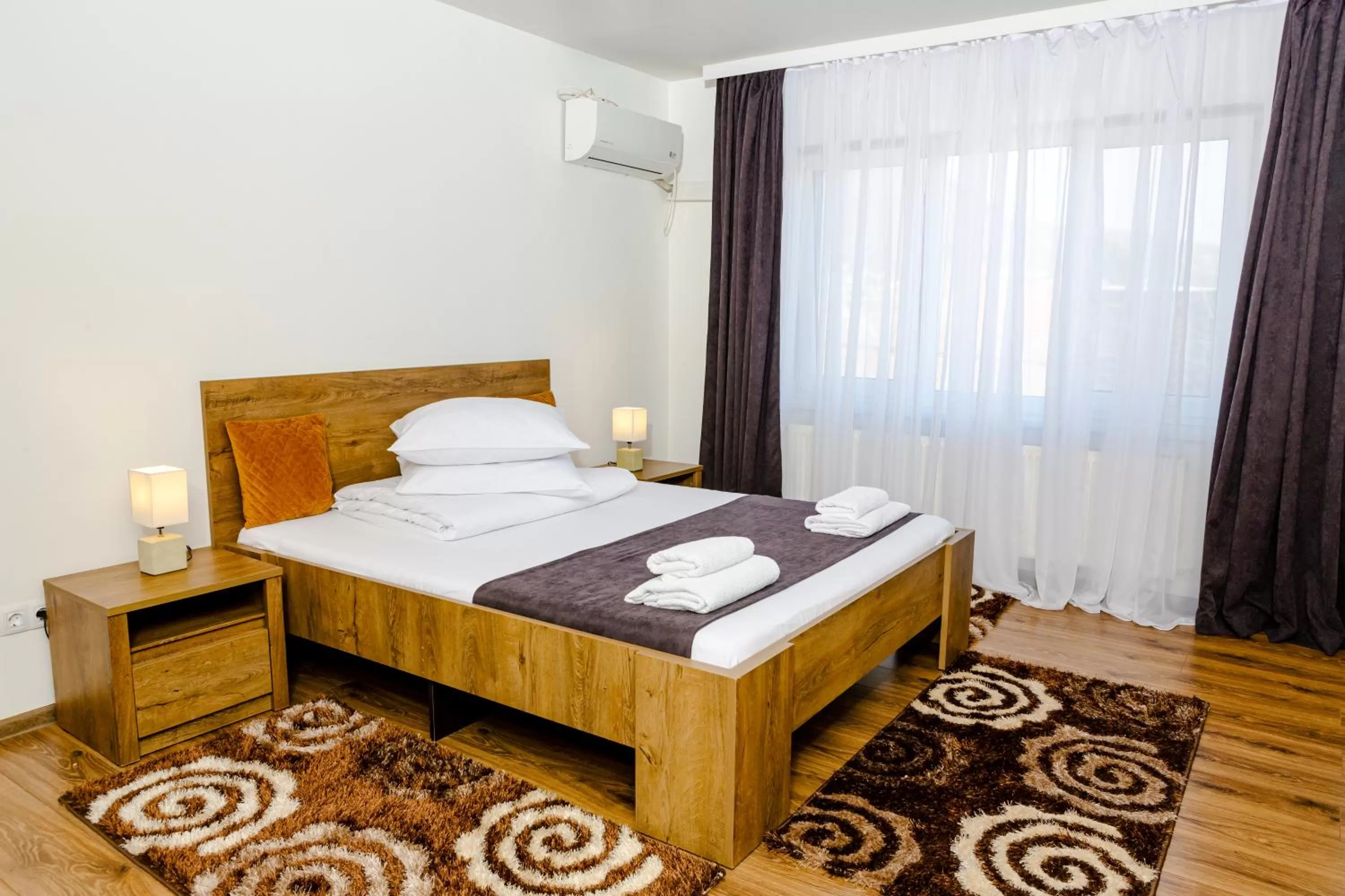 Bedroom, Bed in Pensiunea Pictorilor