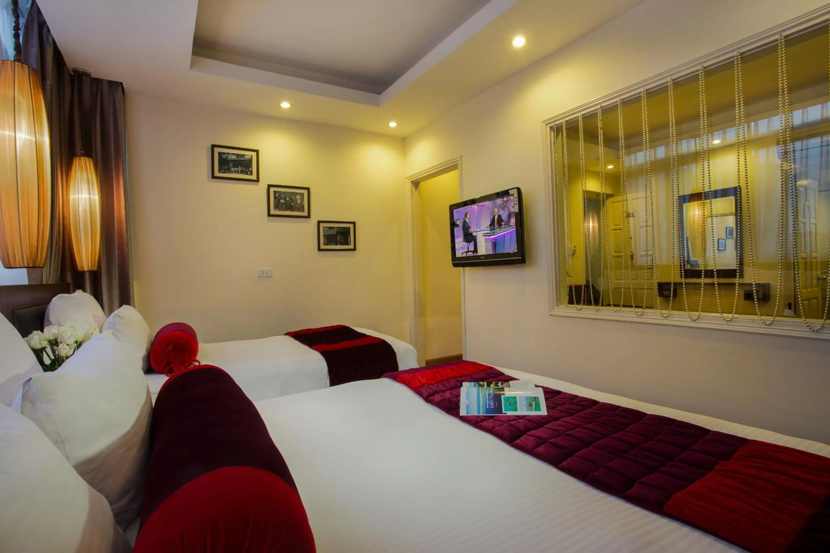 Bedroom in Golden Art Hotel