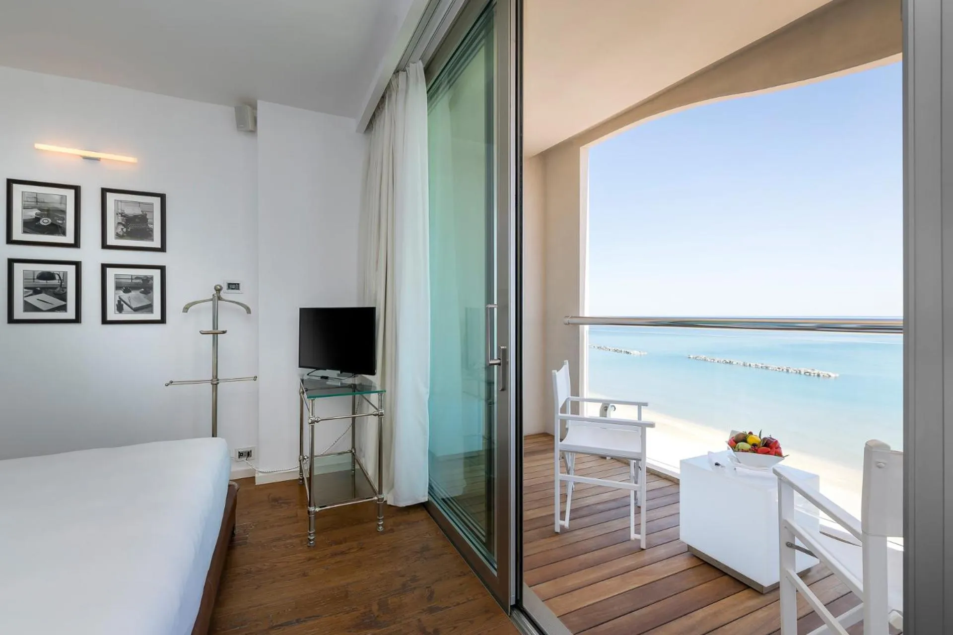 Balcony/Terrace, Bed in Excelsior Hotel, SPA & Lido - Preferred Hotels & Resorts