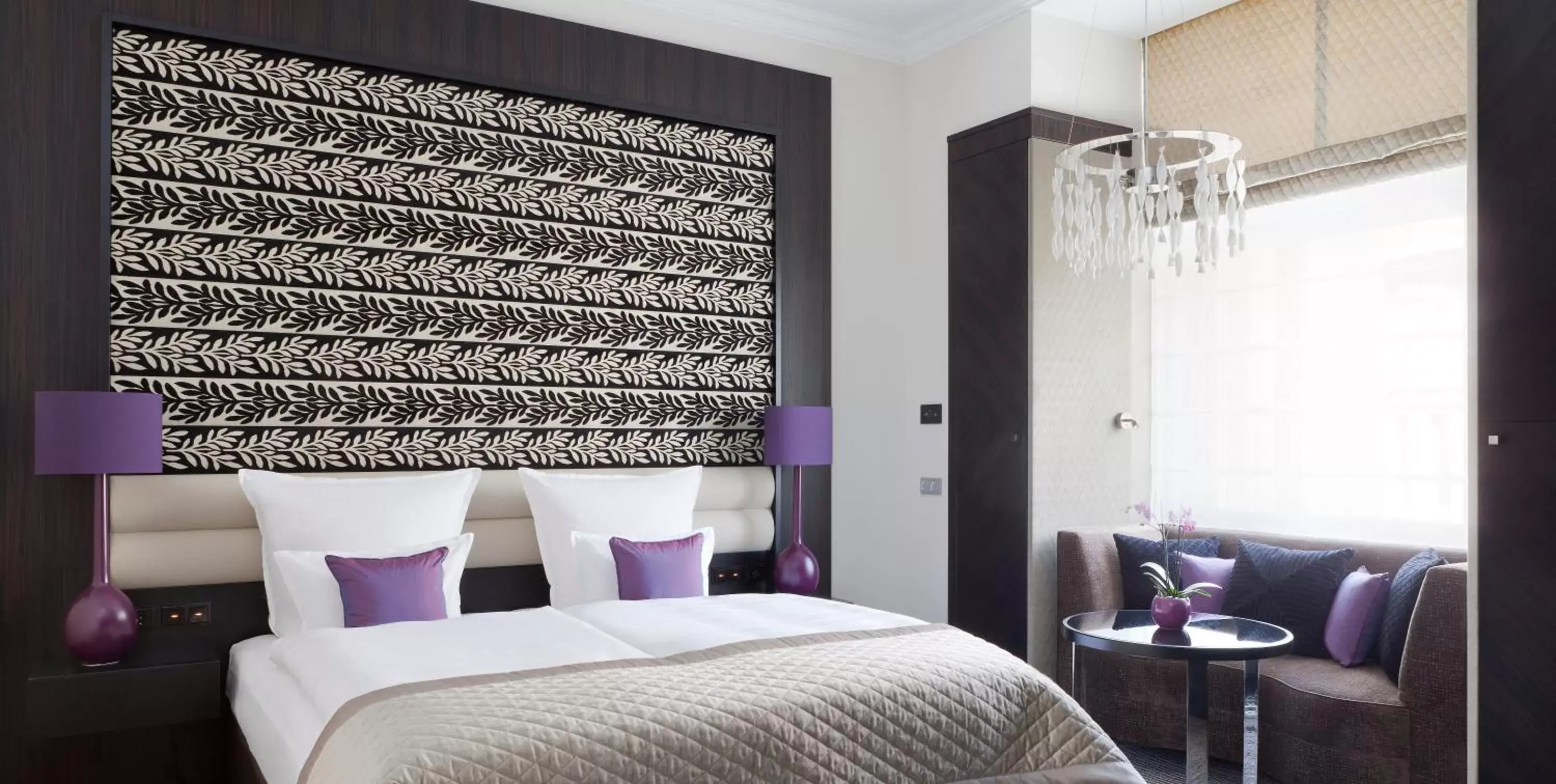 Deluxe Double or Twin Room in Steigenberger Icon Grandhotel Handelshof Leipzig Deluxe Double or Twin Room in Steigenberger Icon Grandhotel Handelshof Leipzig