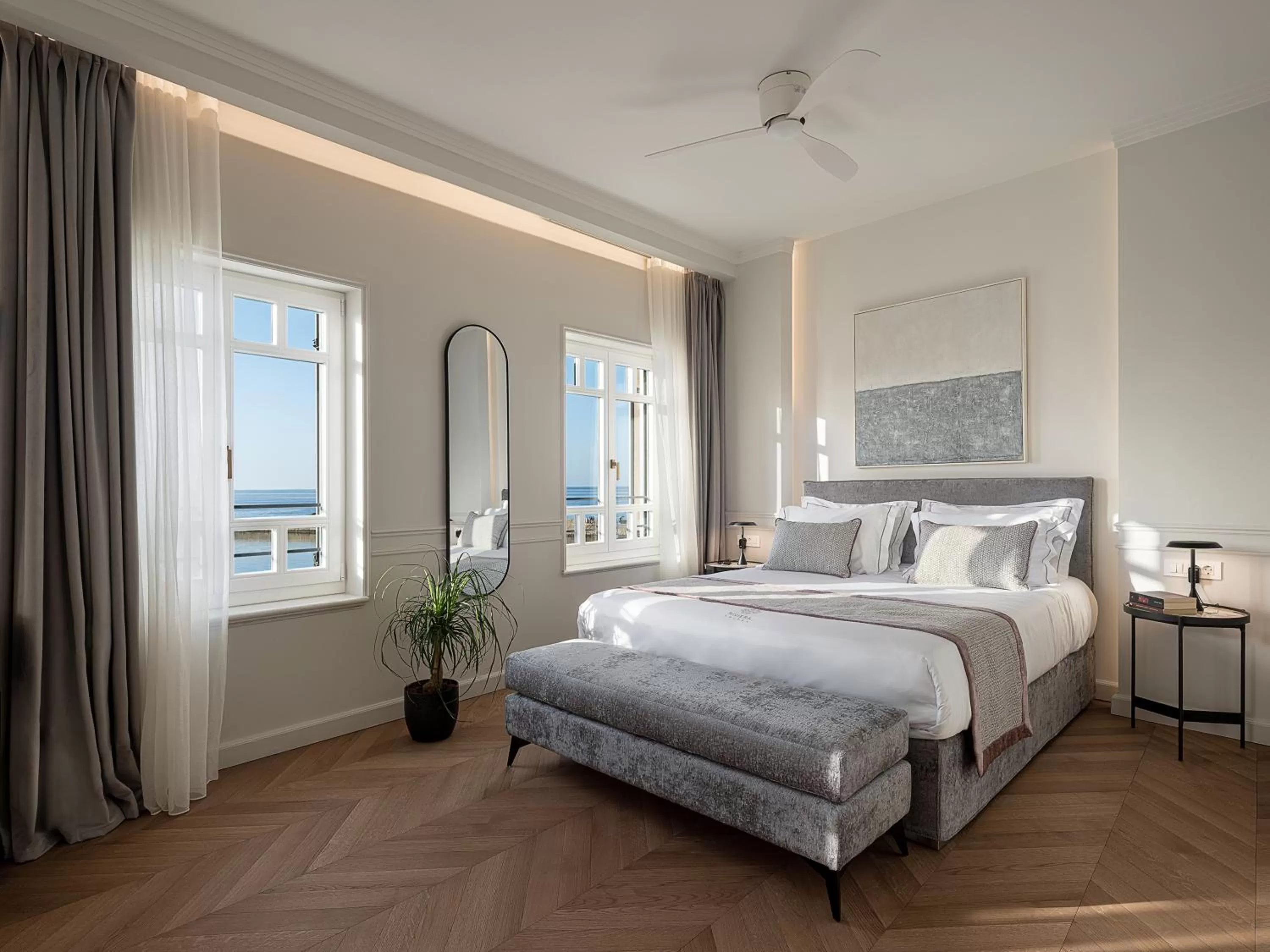 Photo of the whole room, Bed in Riviera Suites