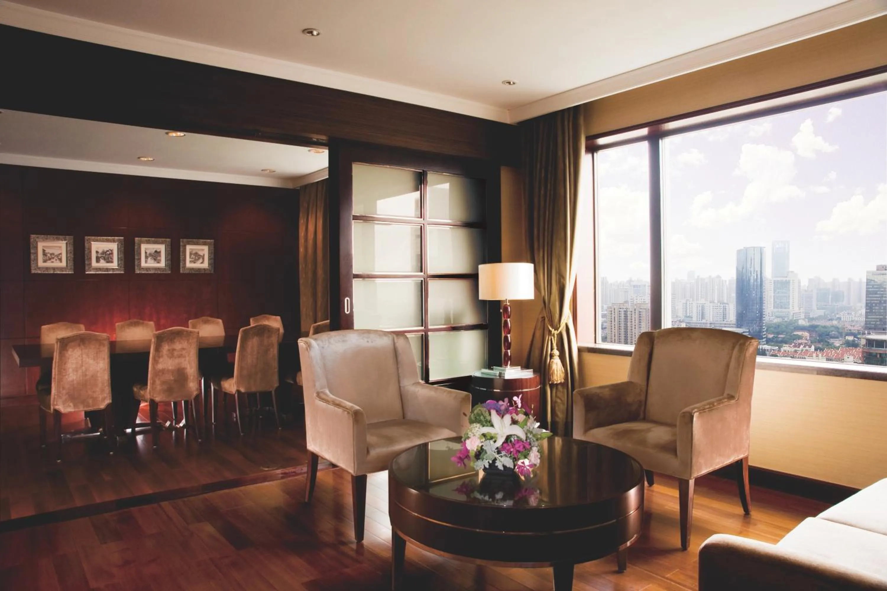 Seating area in Okura Garden Hotel Shanghai