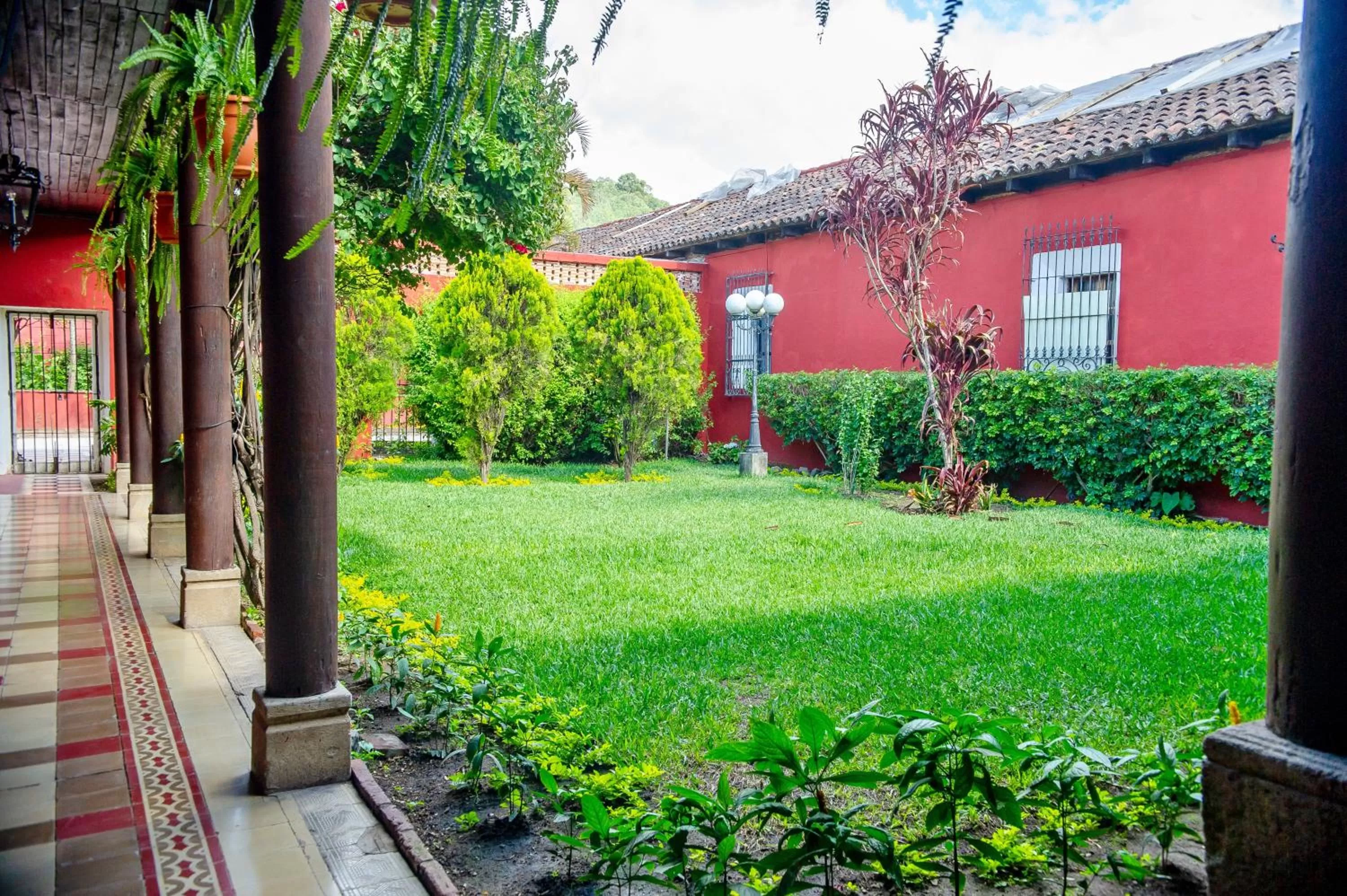 Garden in Hotel Convento Santa Catalina by AHS