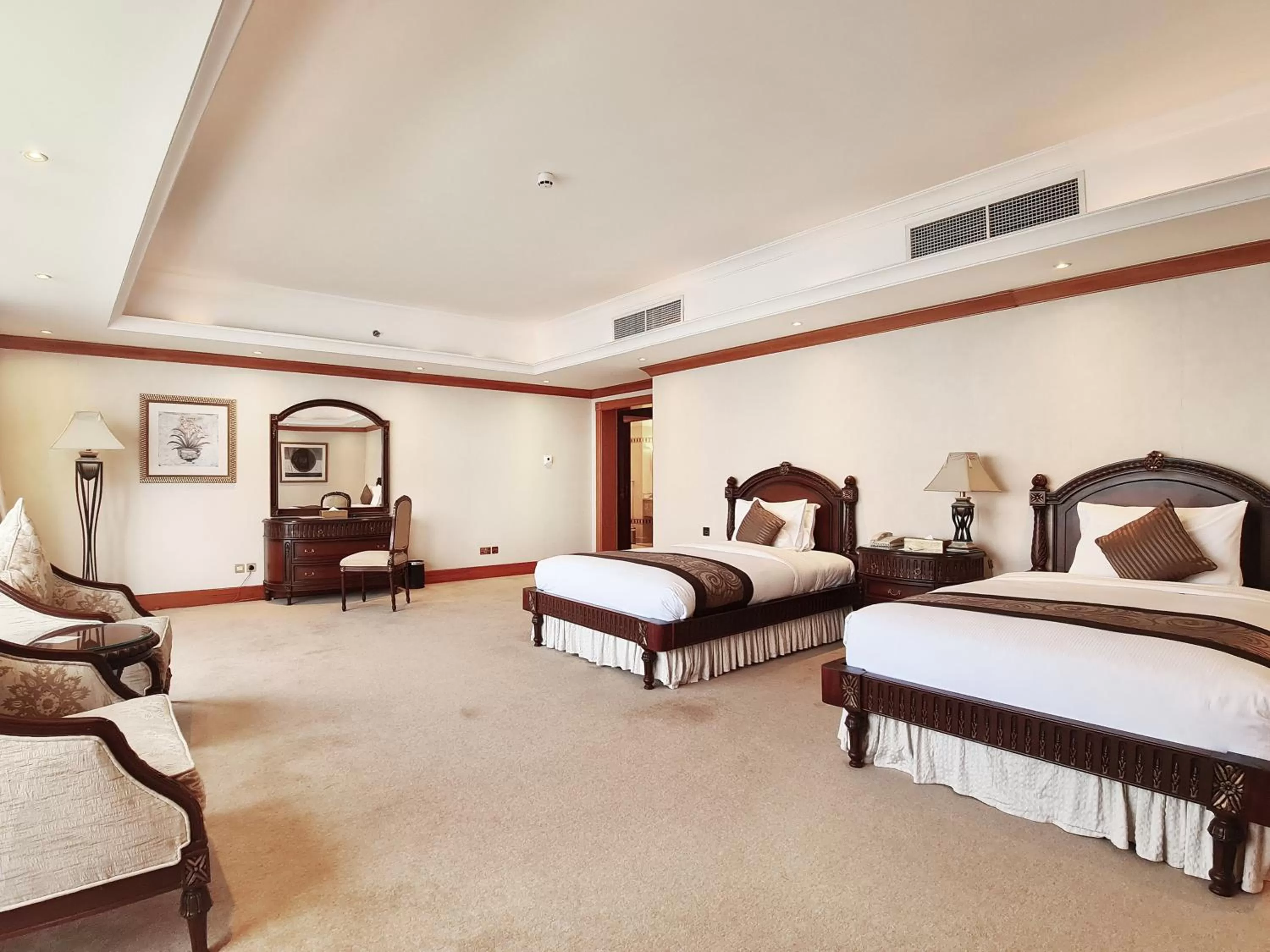 Bedroom, Bed in Corniche Hotel Sharjah