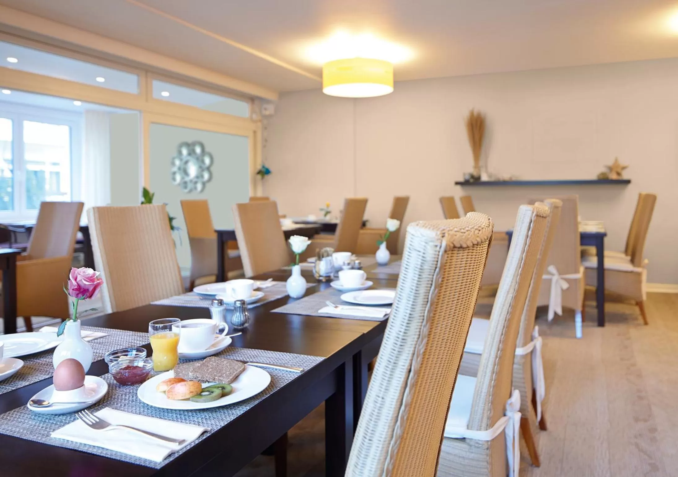 Restaurant/Places to Eat in Hotel Ancora