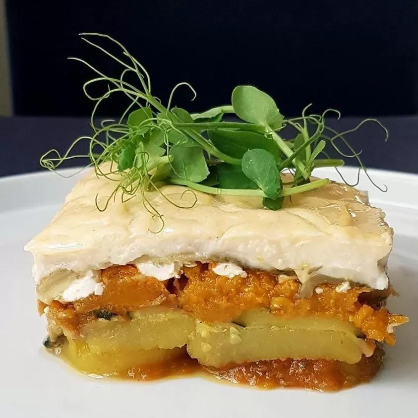 Restaurant/places to eat in The Seyyida Hotel and Spa