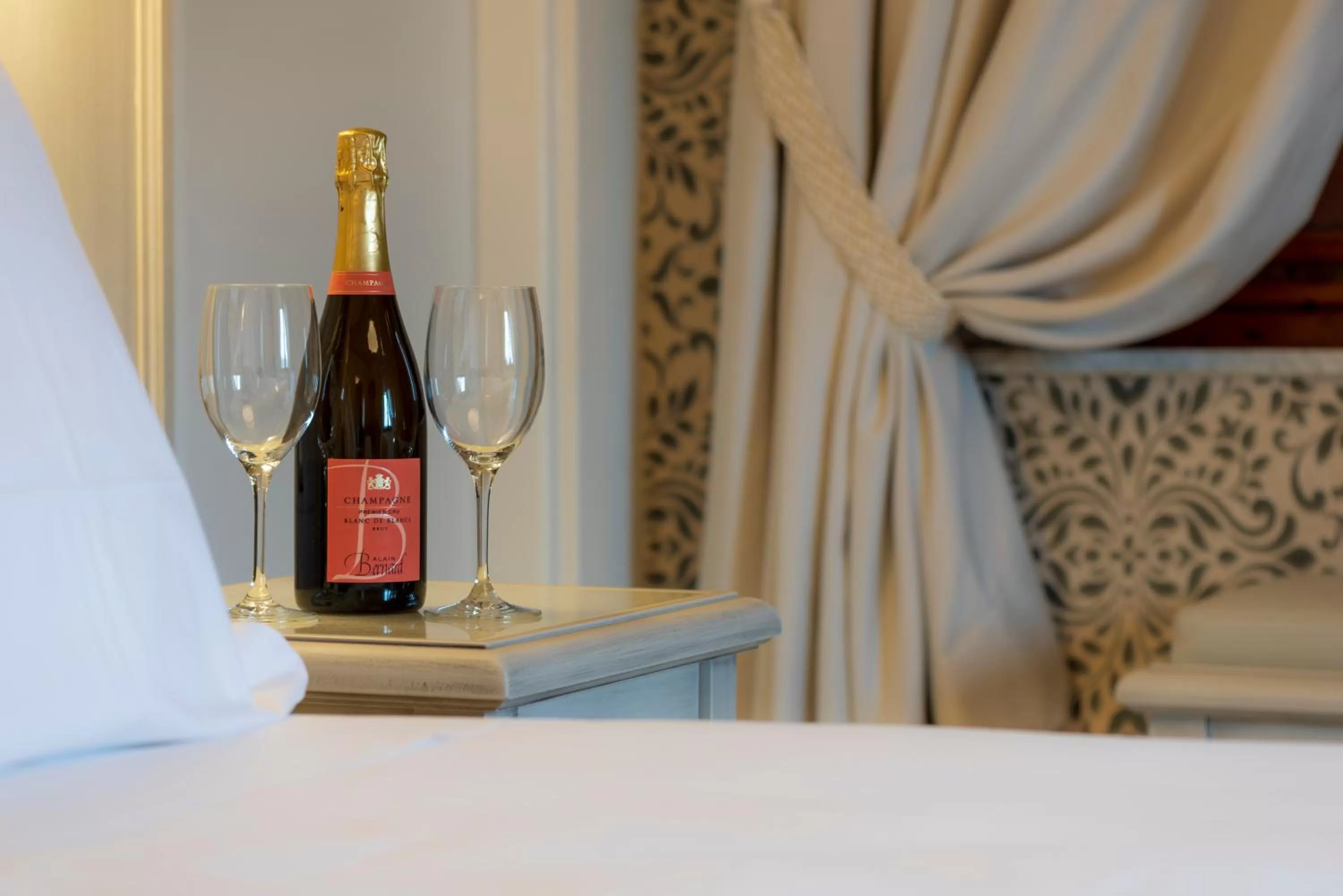 Decorative detail, Bed in Villa Elda Boutique Hotel