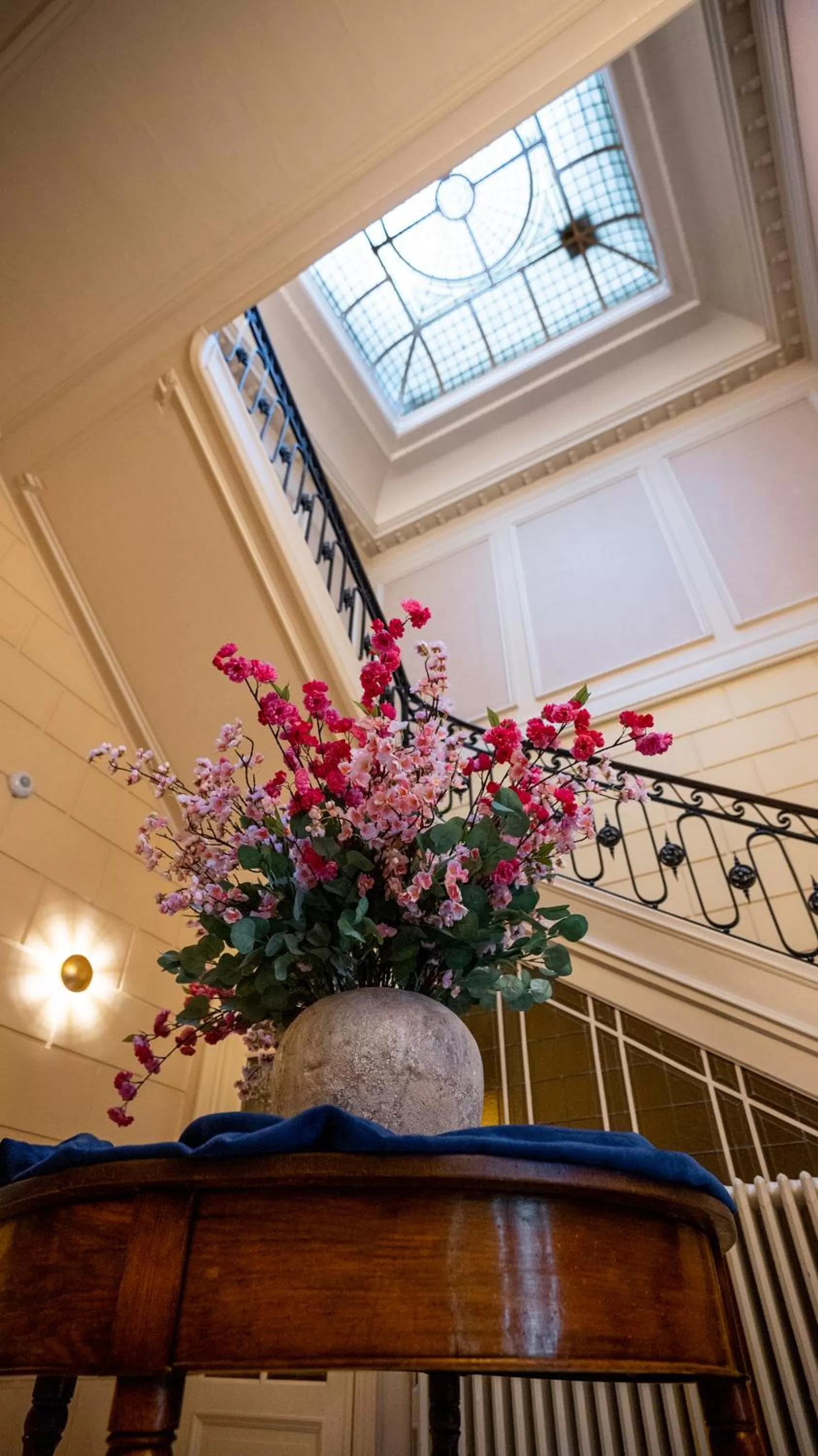 Property building in Hotel de Maître de Vaughan