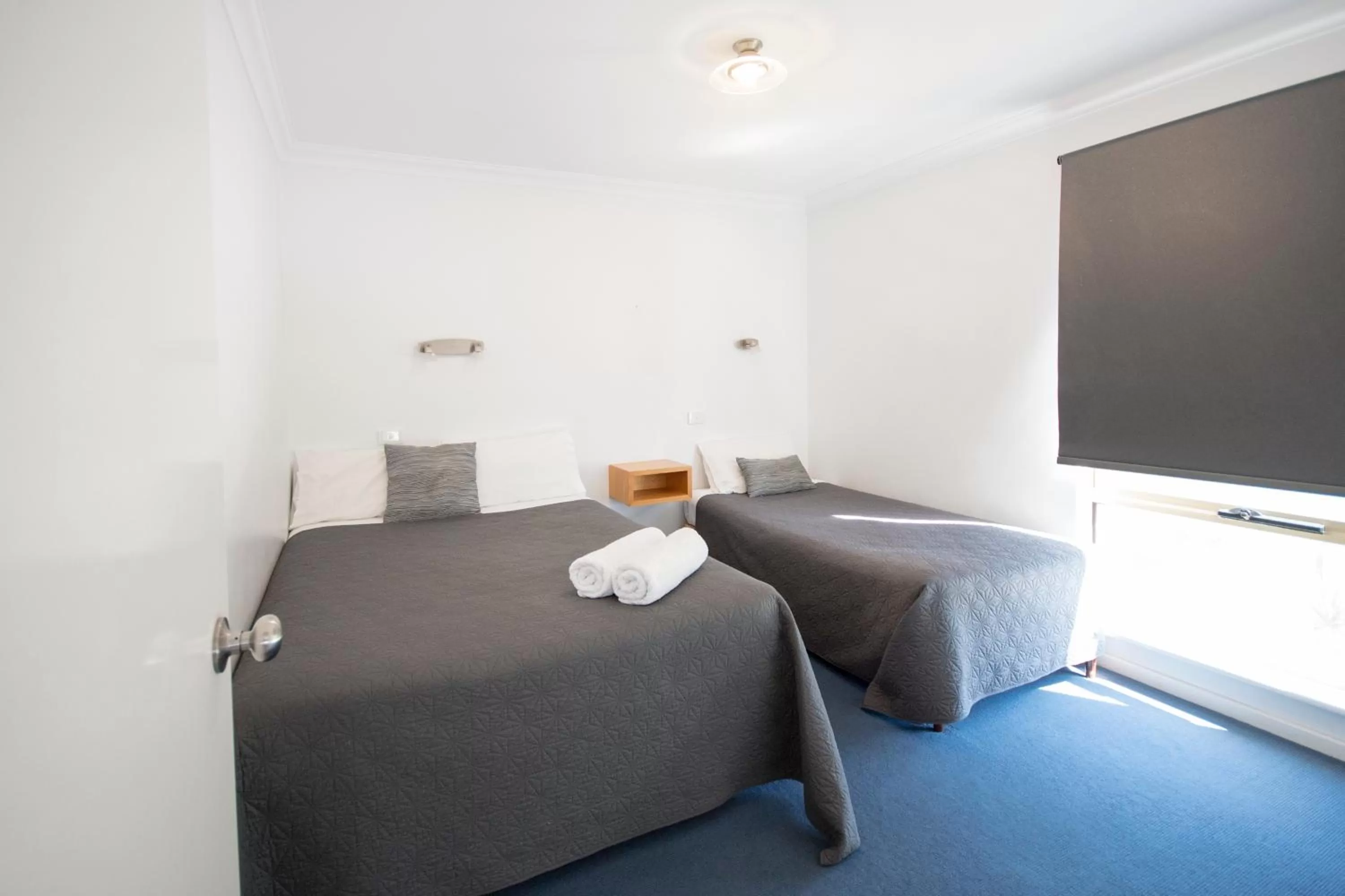 Photo of the whole room, Bed in Archipelago Apartments Esperance