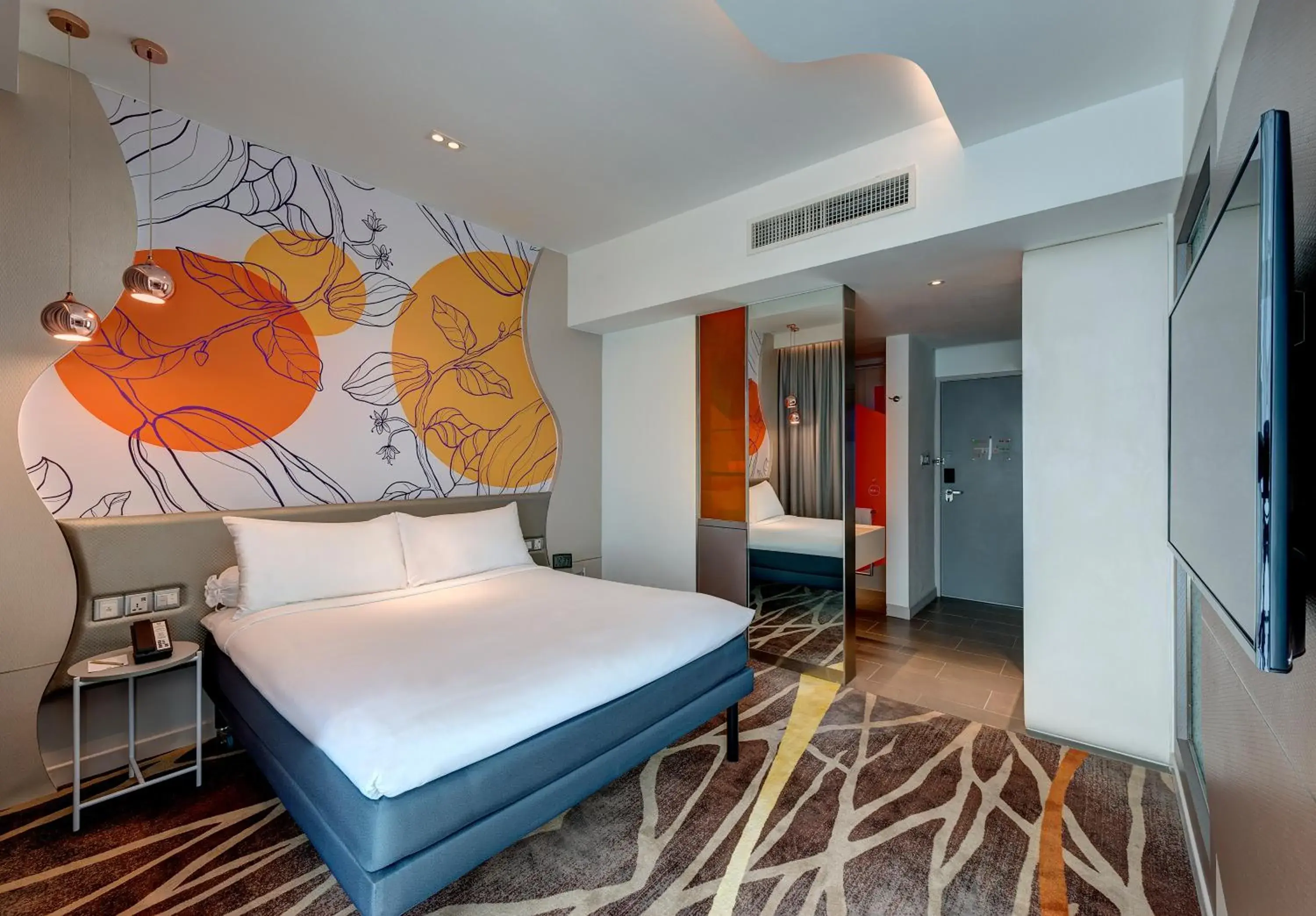 Family Room with Queen Bed and Bunk Bed in ibis Styles Johor Iskandar Puteri Family Room with Queen Bed and Bunk Bed in ibis Styles Johor Iskandar Puteri