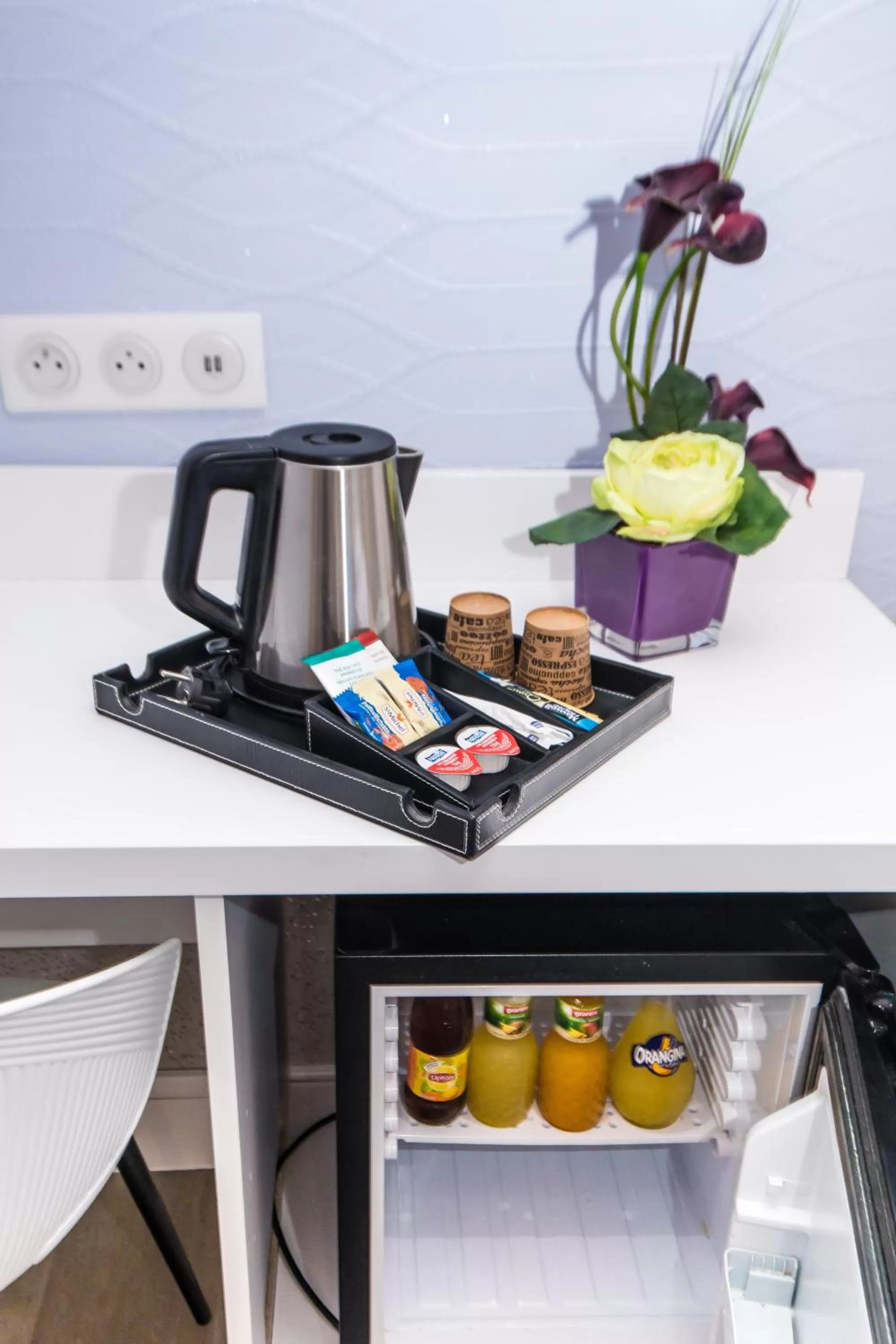 Coffee/tea facilities in HOTEL DE PARIS MONTPARNASSE