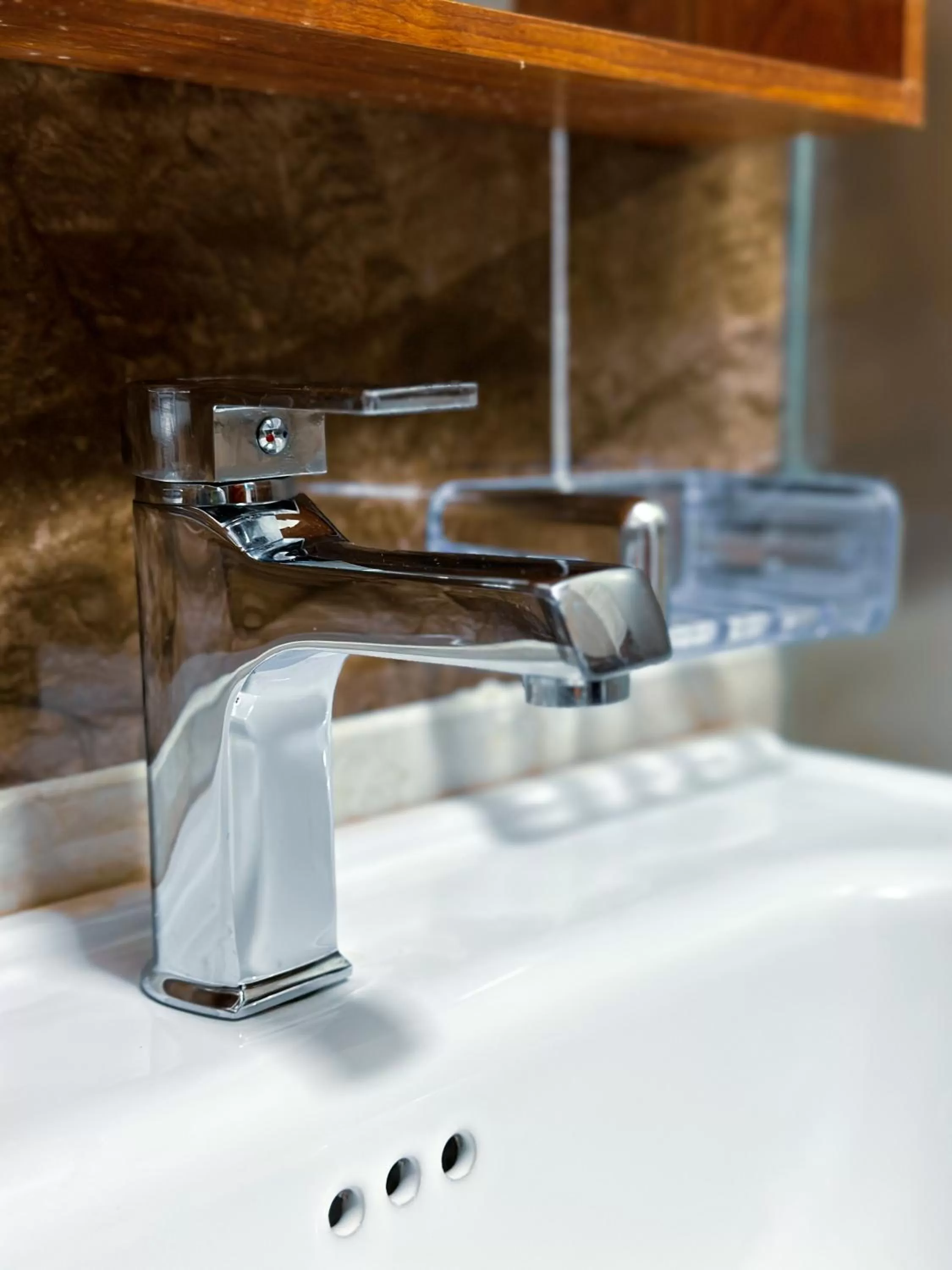 Bathroom in Panorama Jerash HOTEL (2)