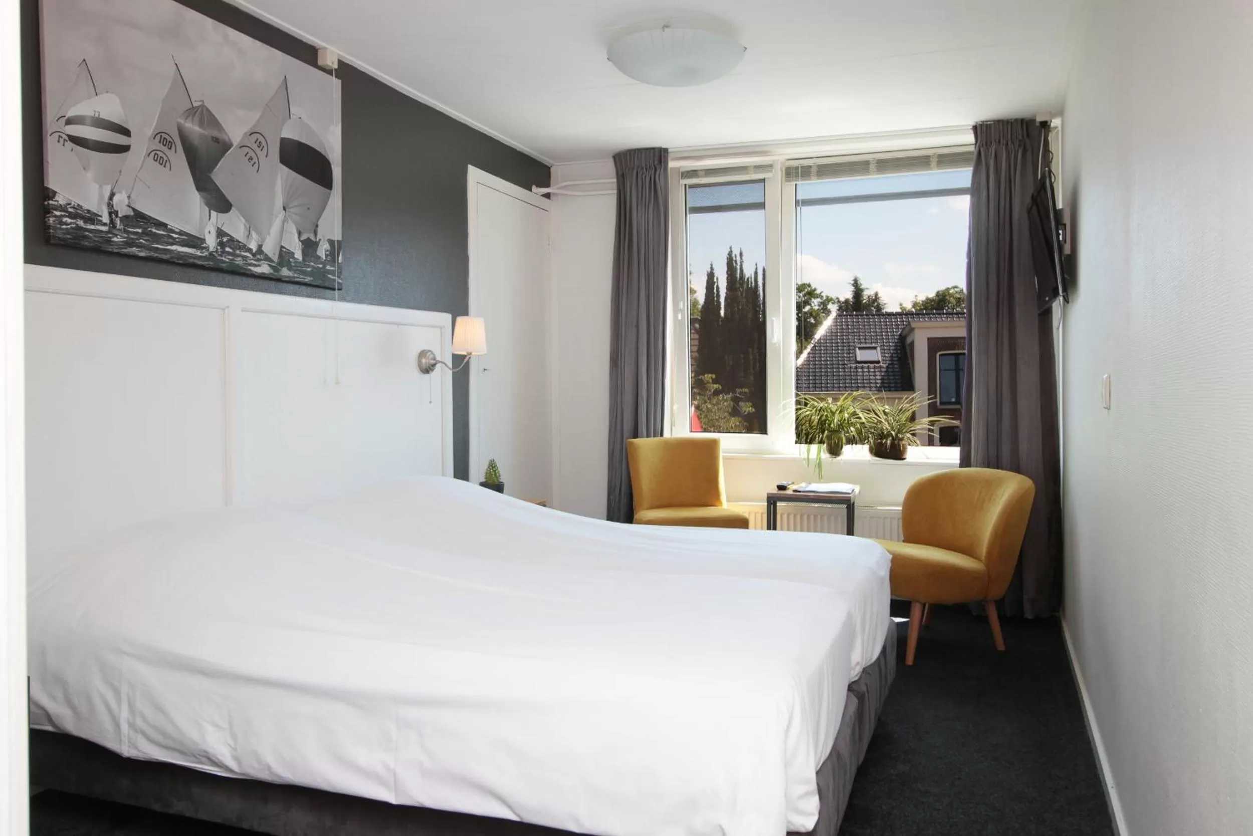 Bed in Hotel Restaurant Goerres