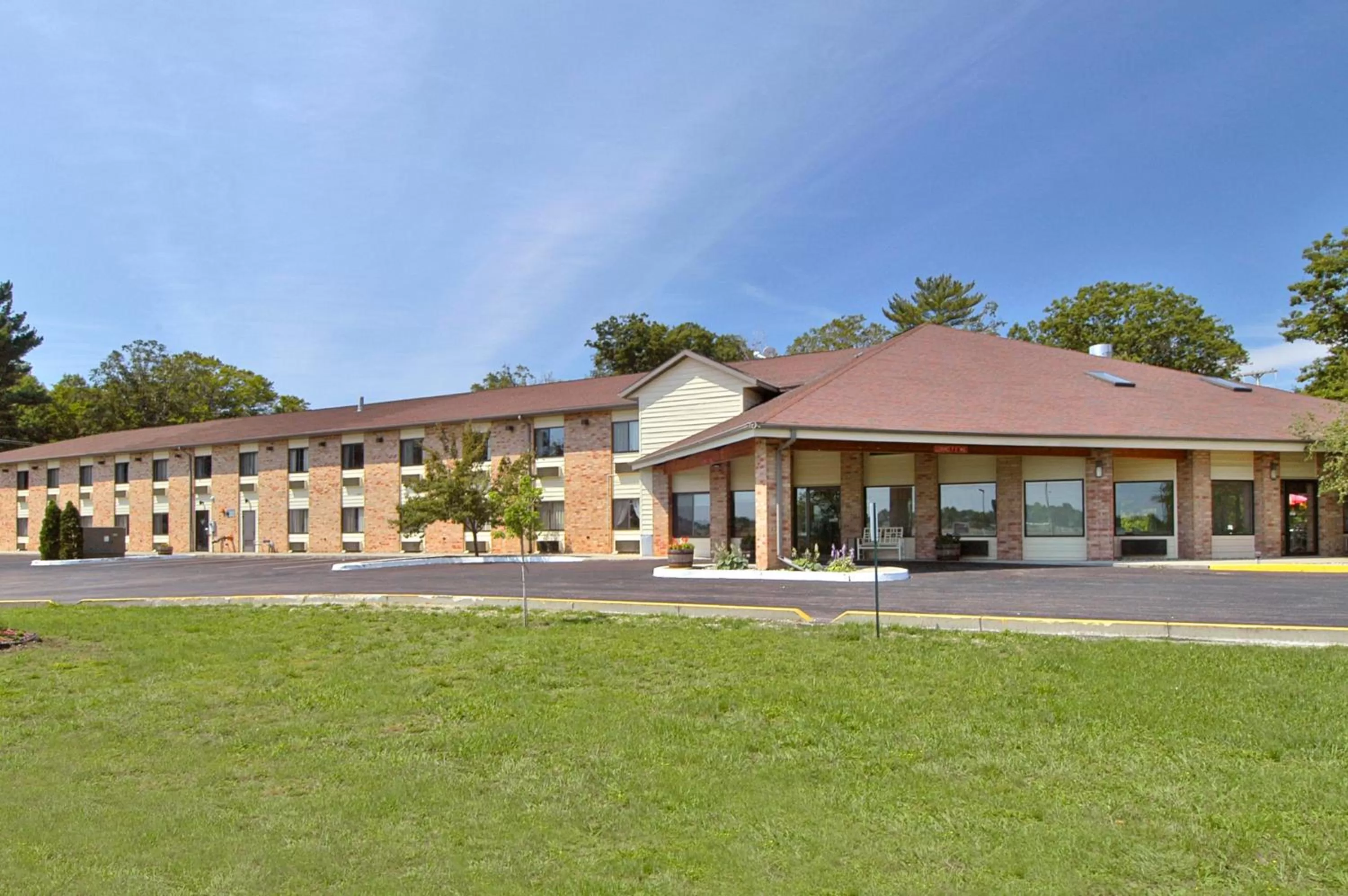 Property building in Baymont by Wyndham Muskegon