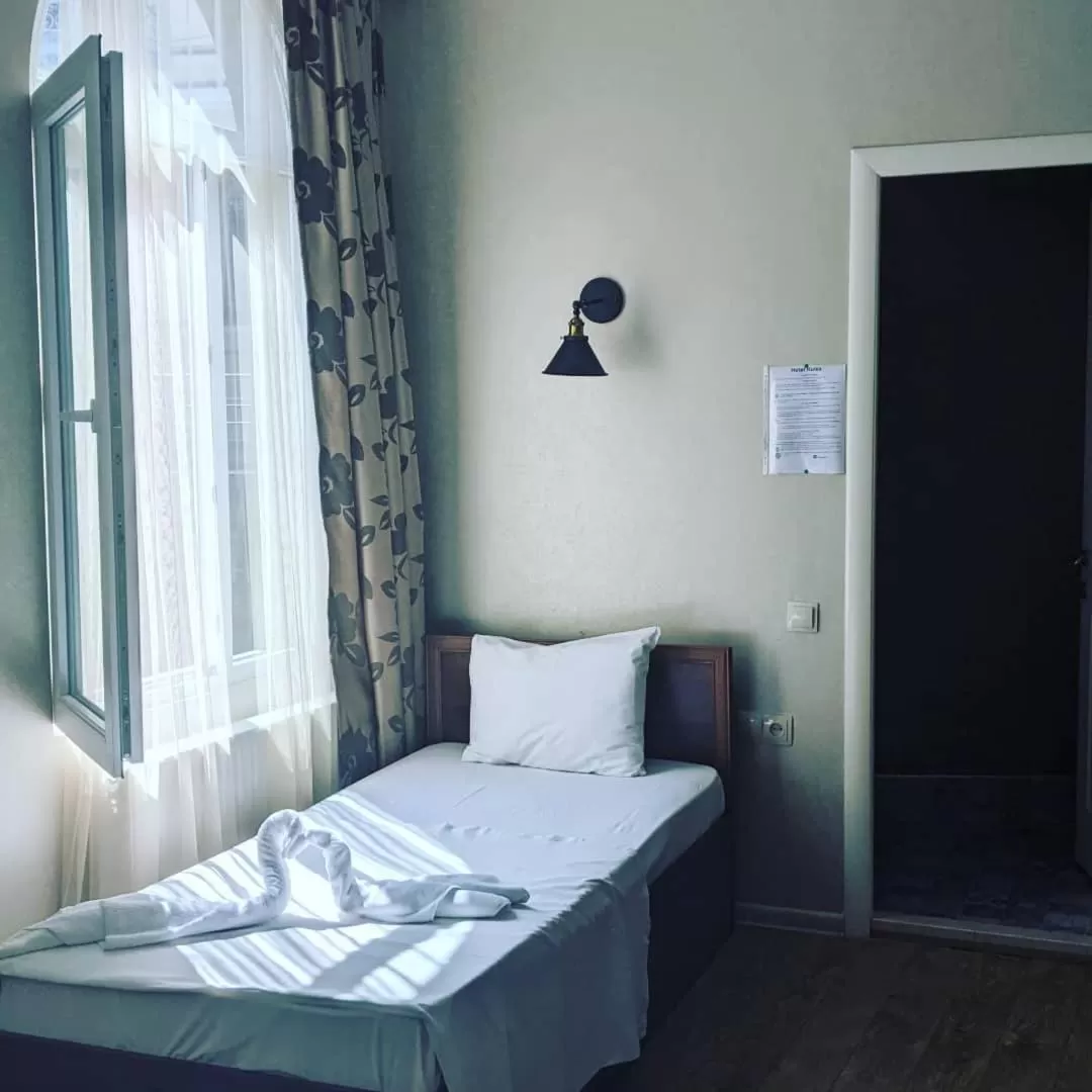 Bed in Hotel Kalanga