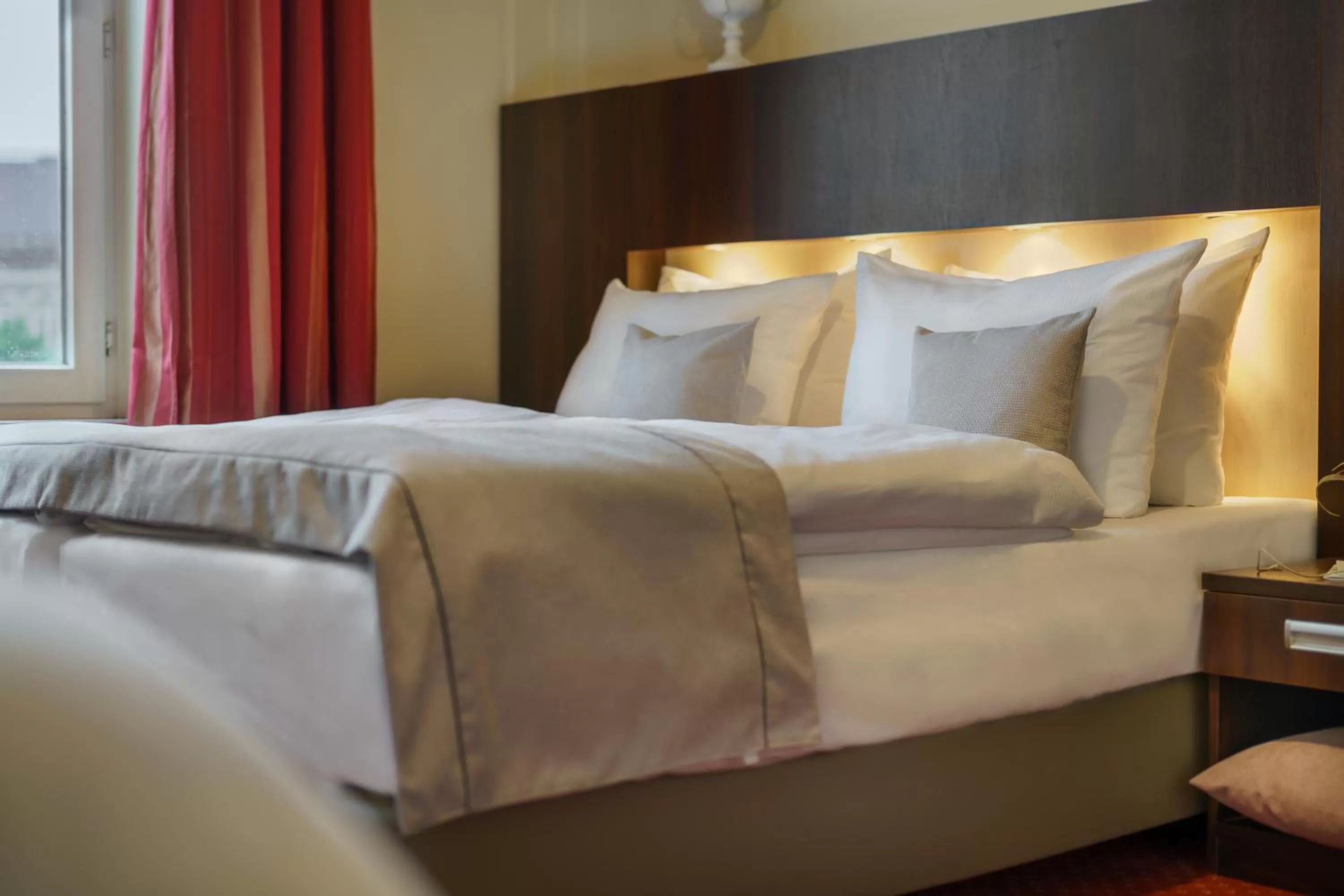 Comfort Double Room in Novum Hotel Graf Moltke Hamburg