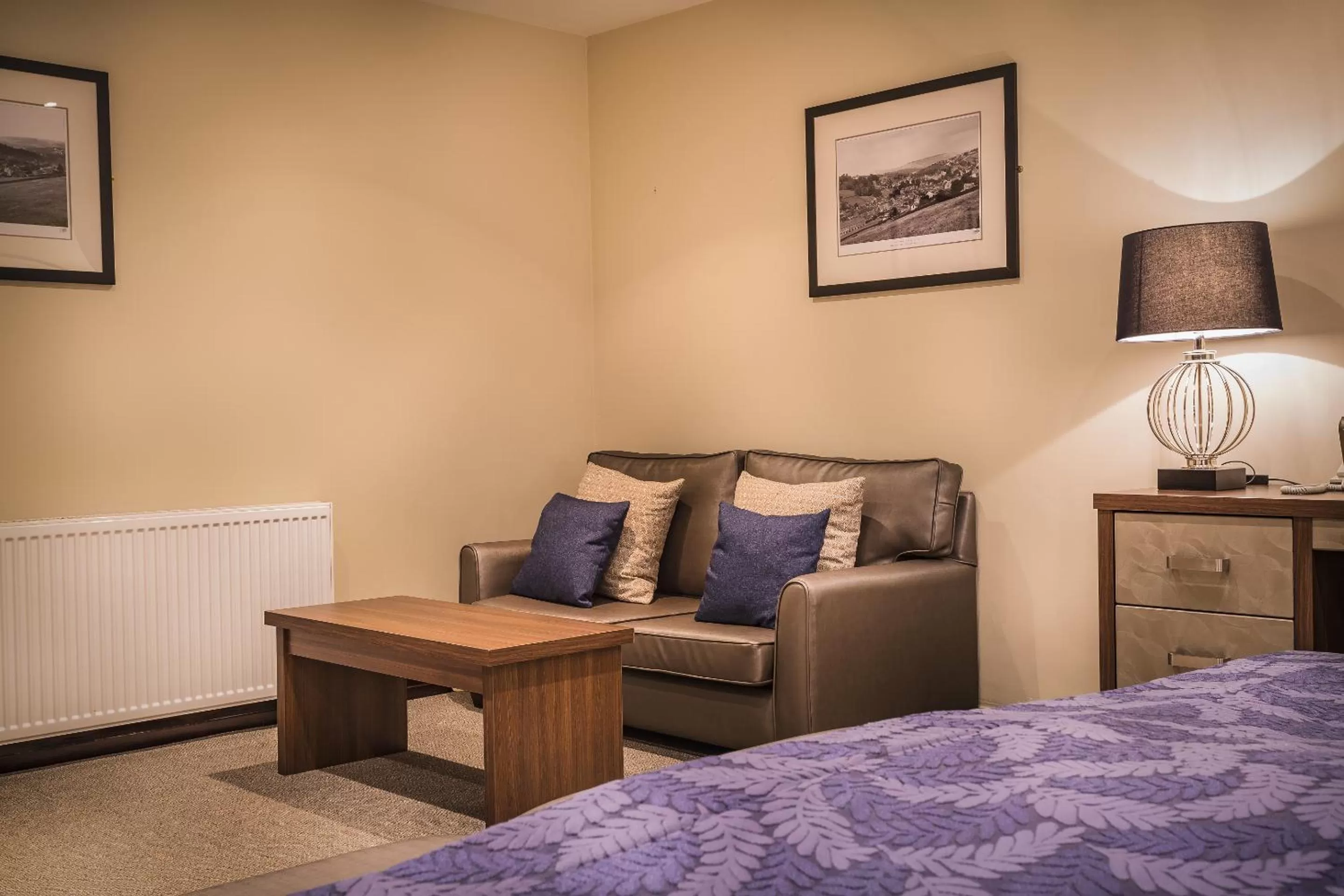 Seating area, Bed in The Old Bridge Inn, Holmfirth, West Yorkshire - The Coaching Inn Group