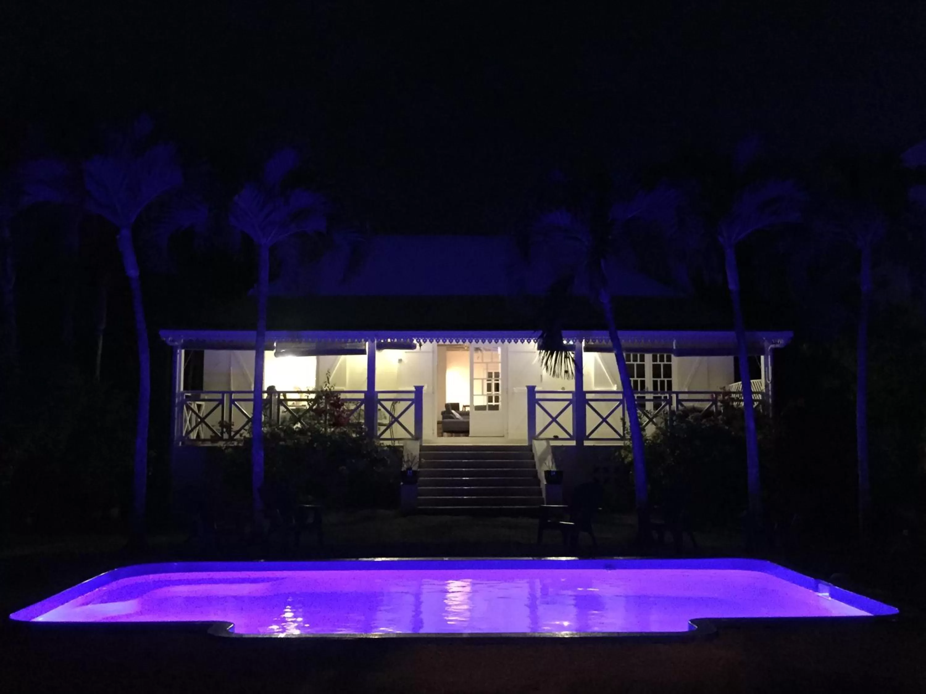 Swimming pool in La Case O zoizos