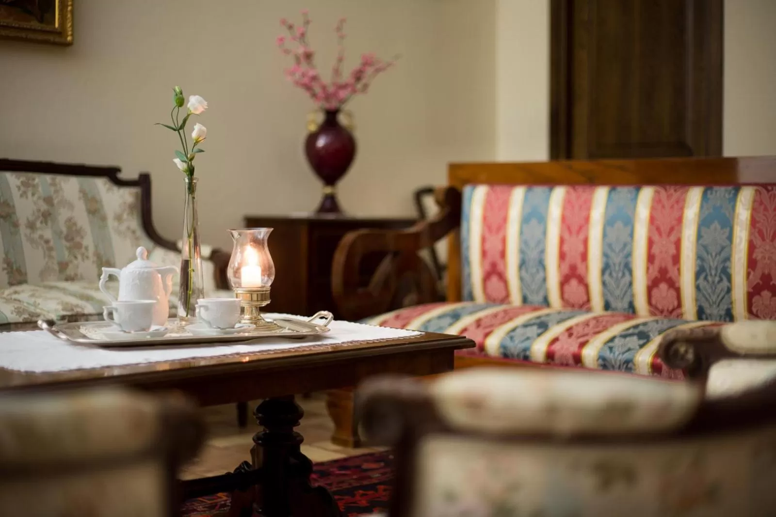 Communal lounge/ TV room in Castello di Altomonte