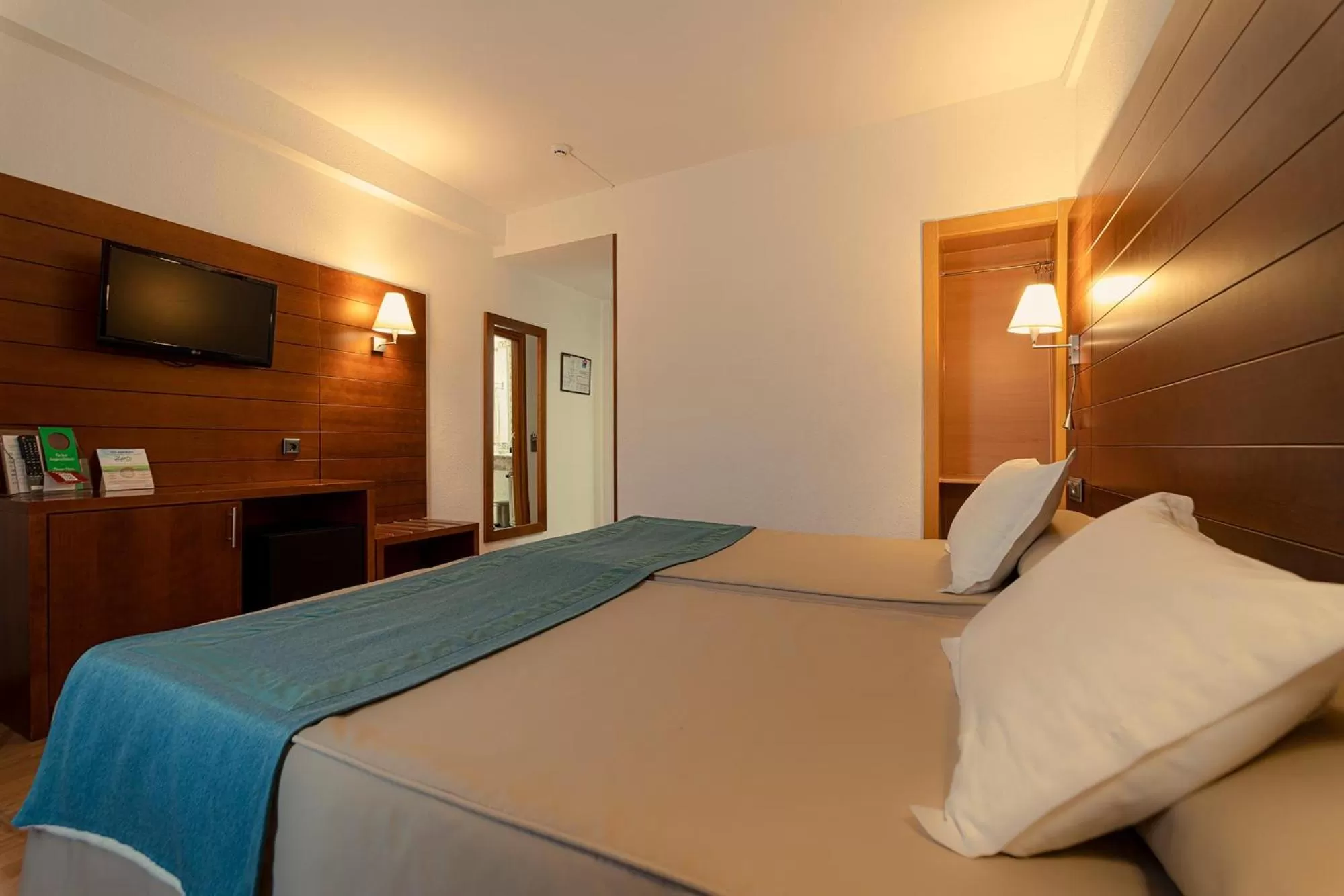 Bed in Hotel Corregidor