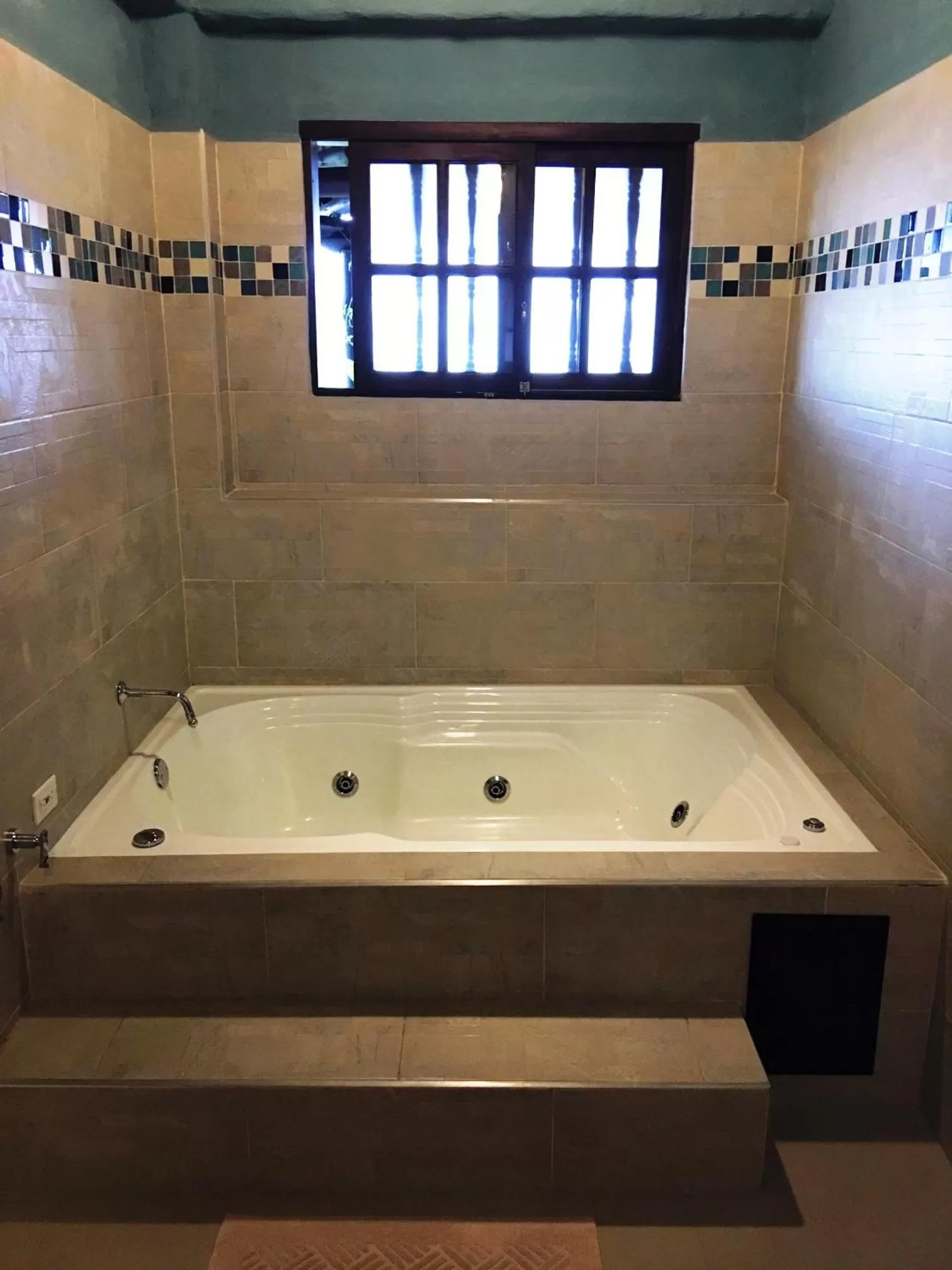 Bathroom in Monasterio San Agustín, Colombia
