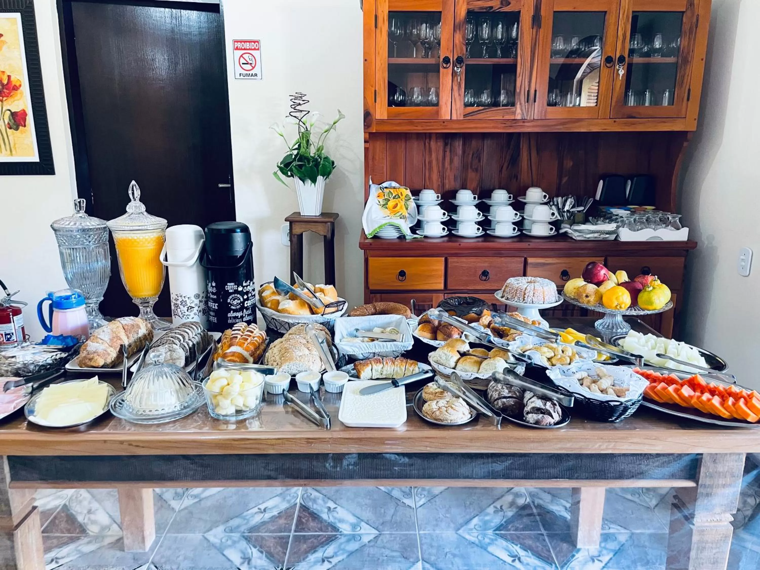 Breakfast in Hotel do Parque - Cunha