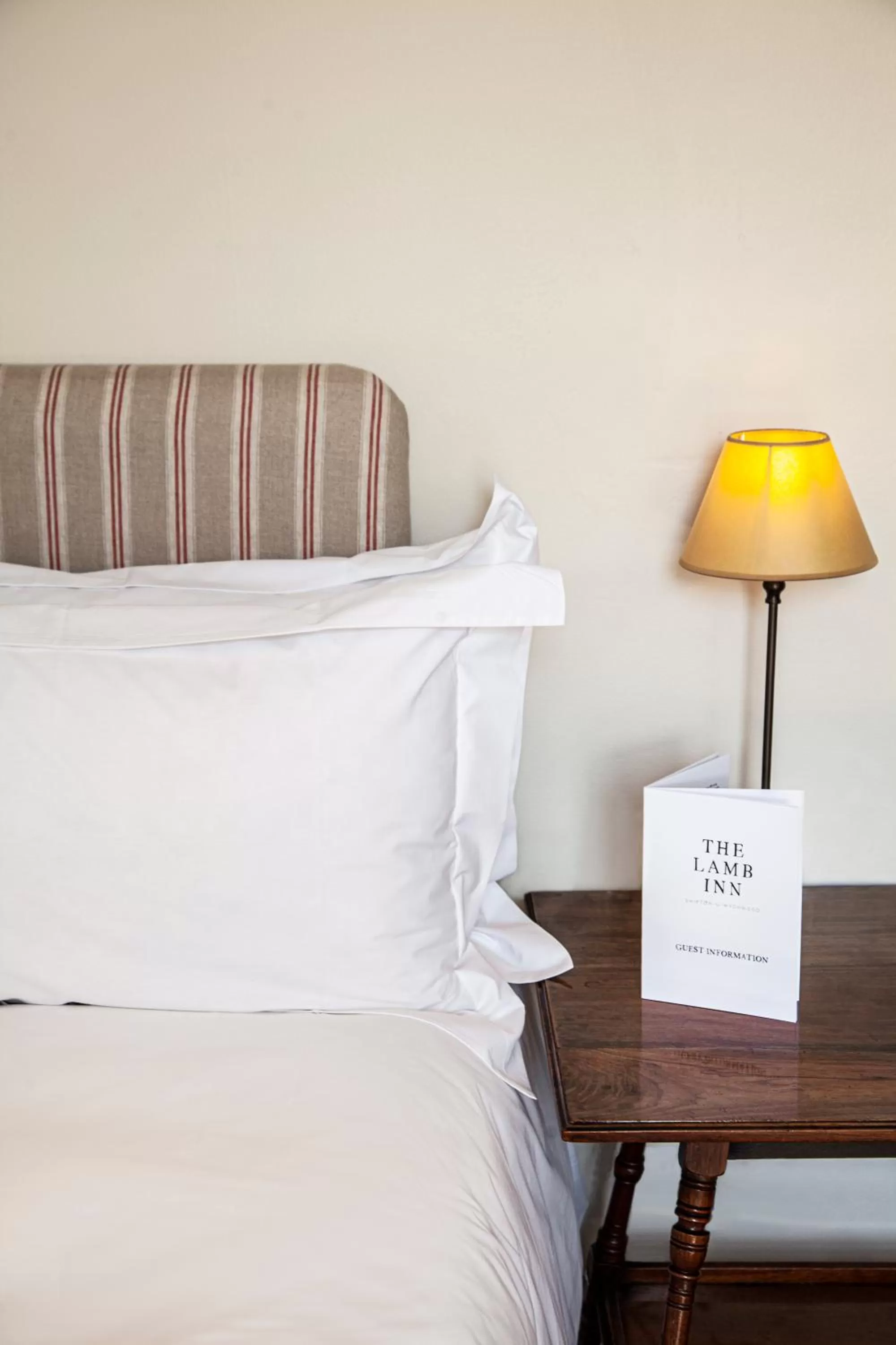 Bedroom, Bed in The Lamb Inn